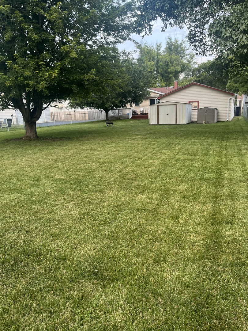 614 N La Londe Avenue, Lombard, IL 60148