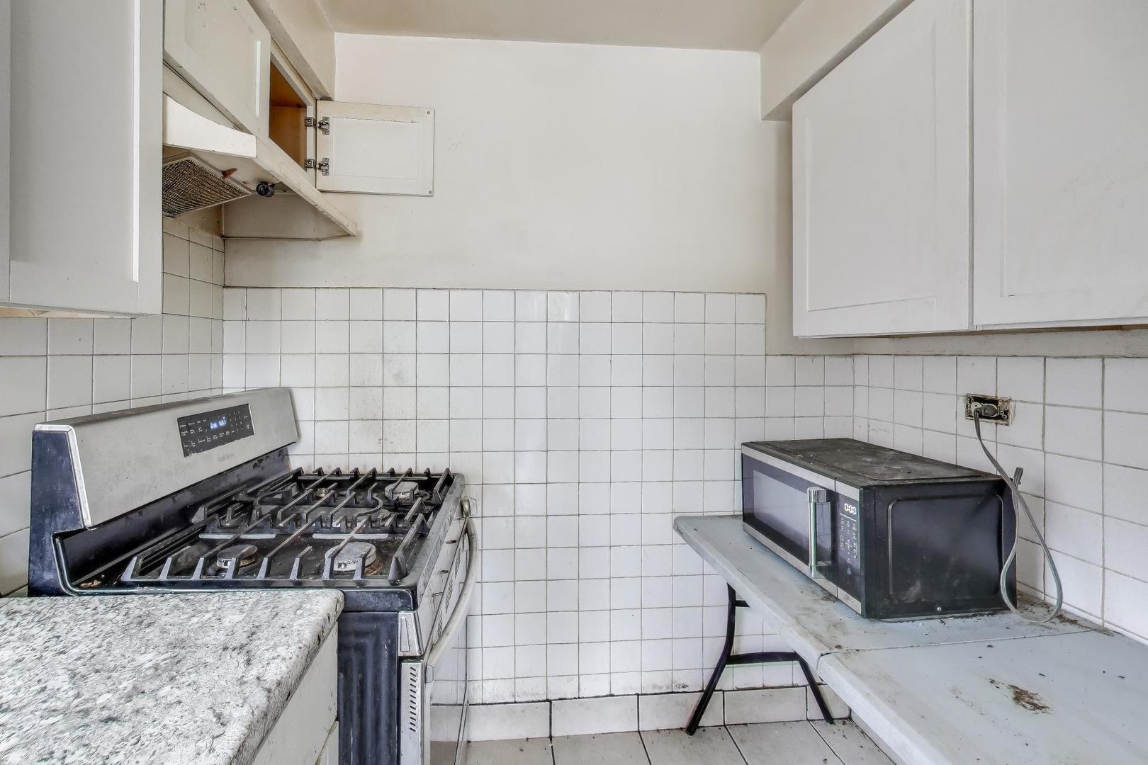 710 W 81st Place, Chicago, IL 60620