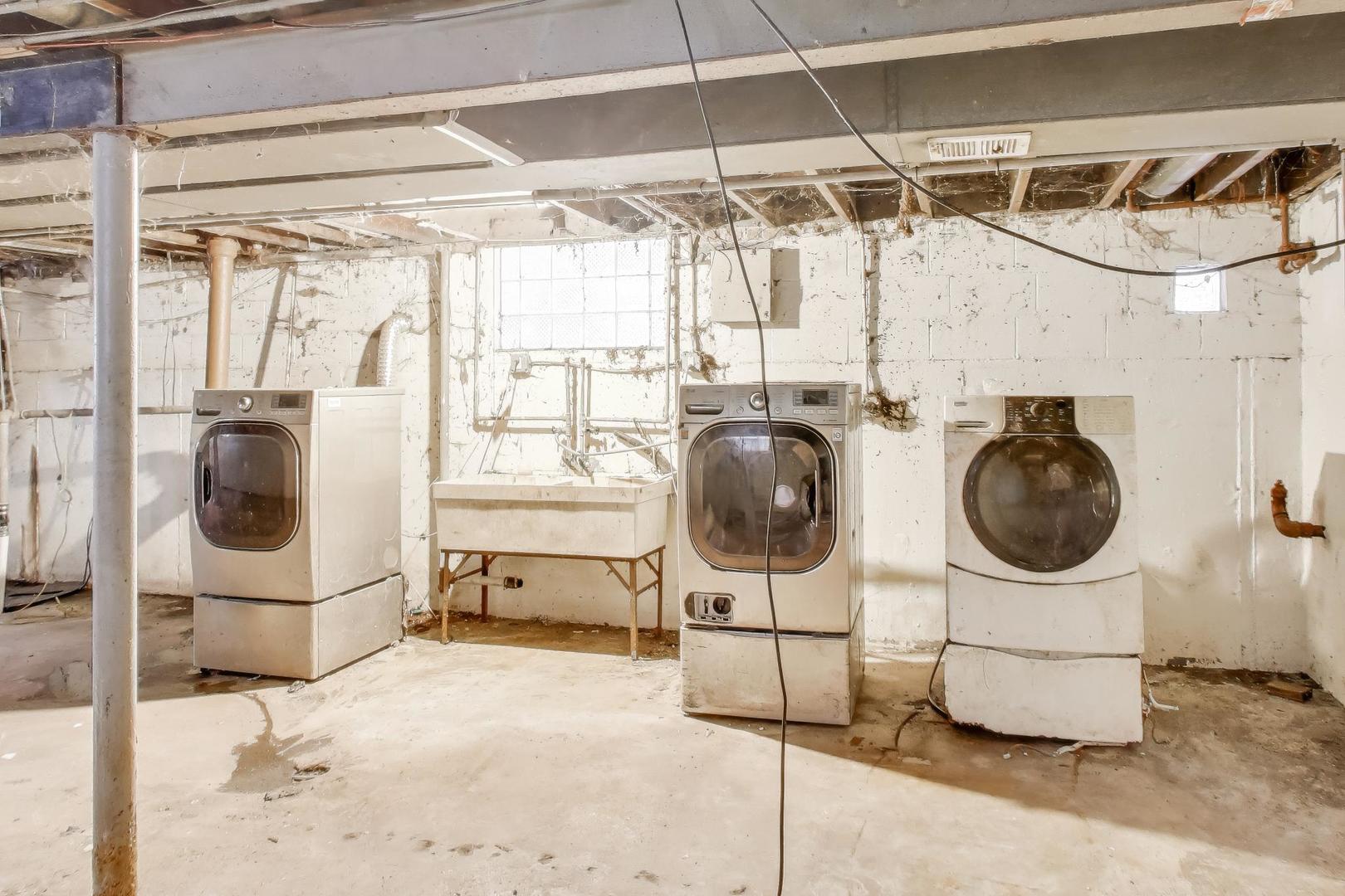 710 W 81st Place, Chicago, IL 60620