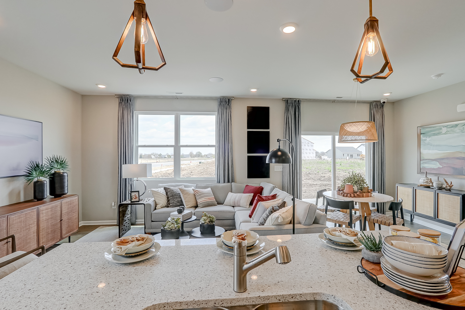 306 Kingsport Drive, South Elgin, IL 60177