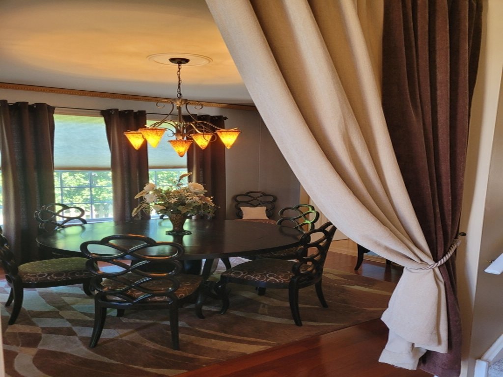 741 Regal Lane, Algonquin, IL 60102