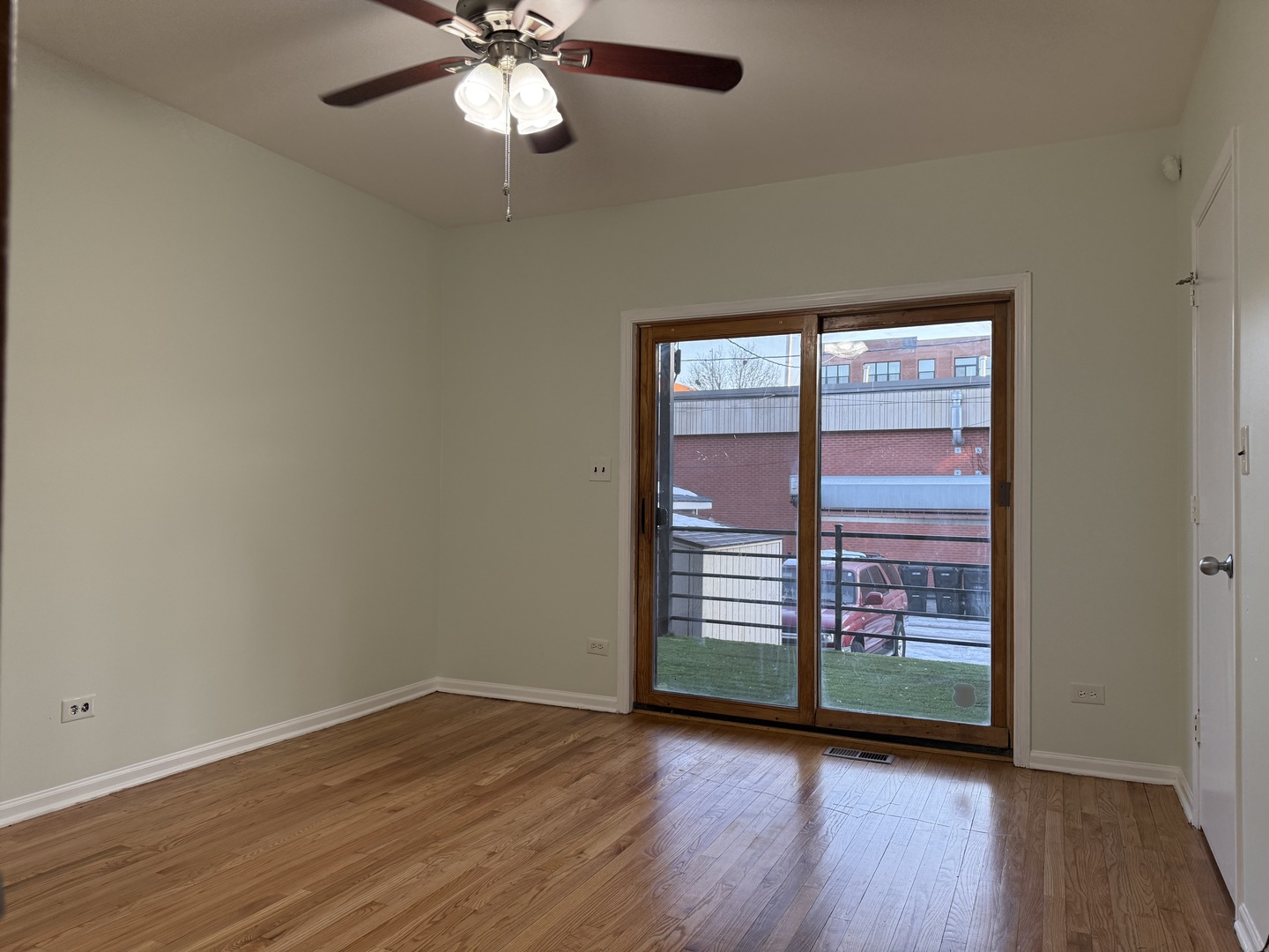 2207 W WARREN Boulevard #1, Chicago, IL 60612