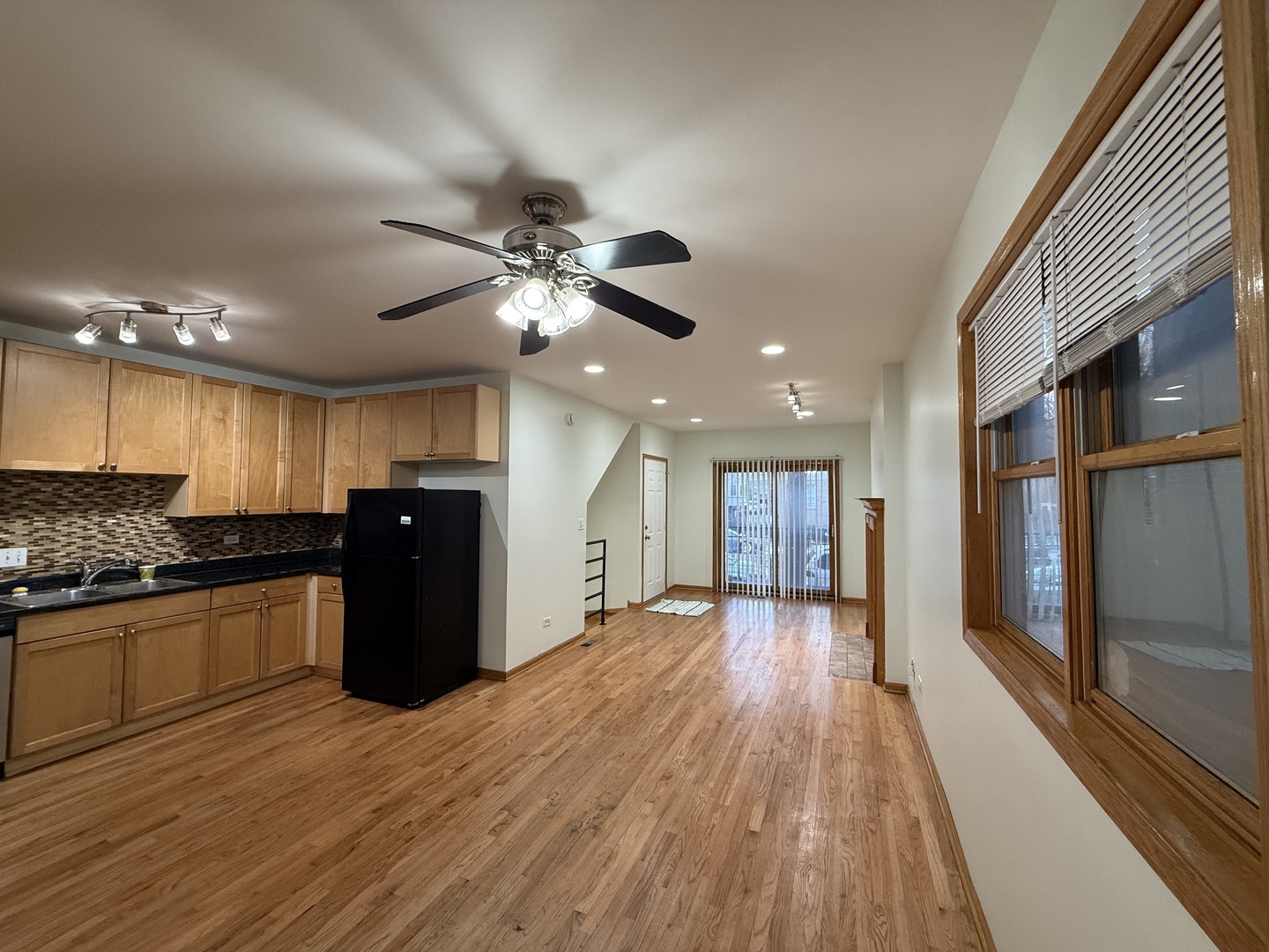 2207 W WARREN Boulevard #1, Chicago, IL 60612
