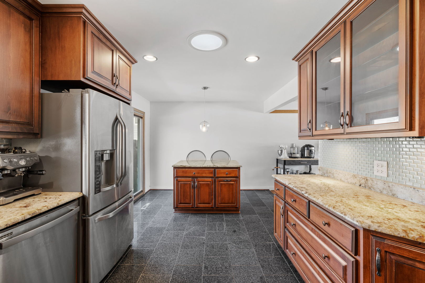 9900 Avenida Del Norte Street, Orland Park, IL 60462