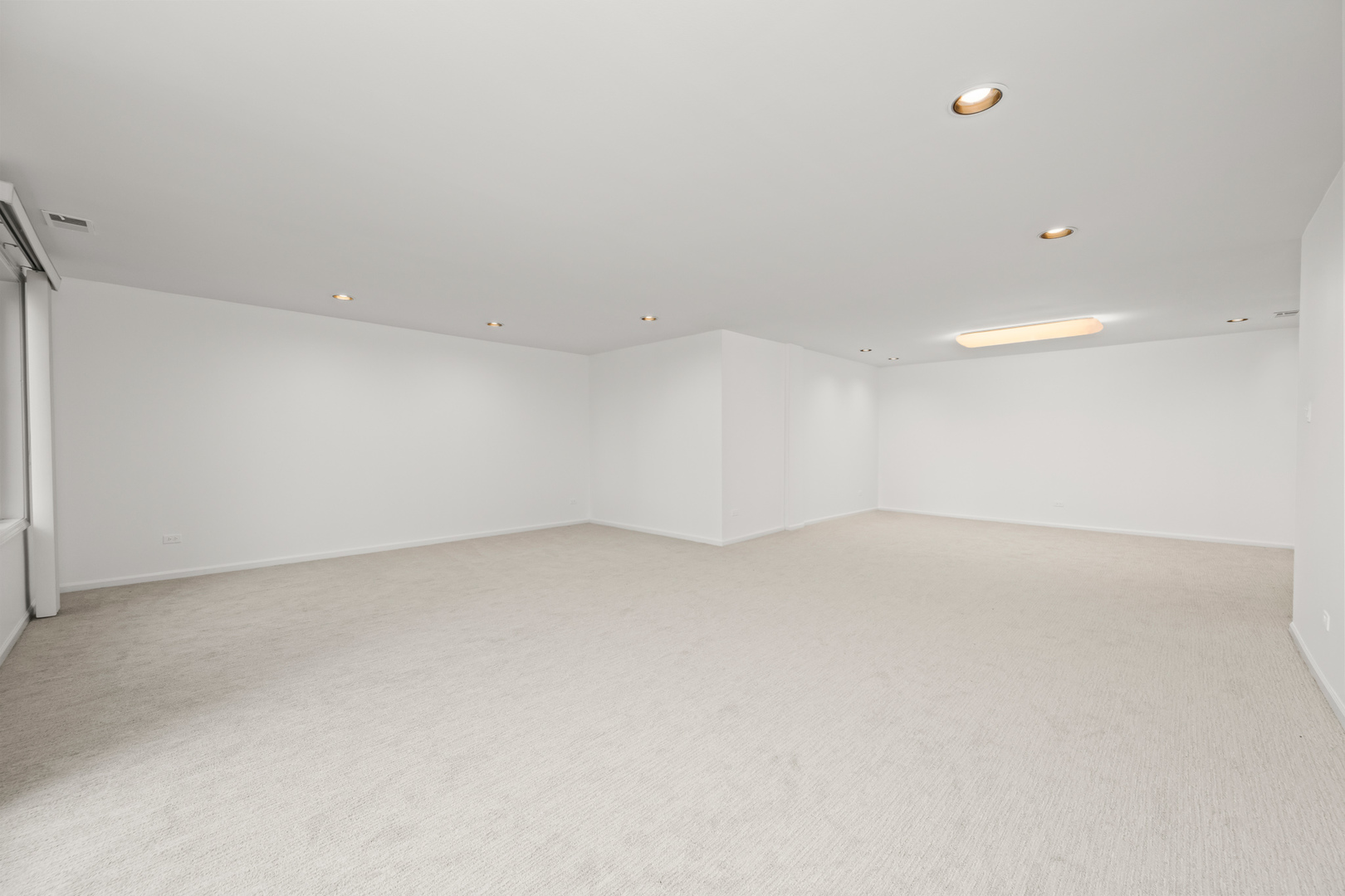 1125 Lake Cook Road #209, Northbrook, IL 60062