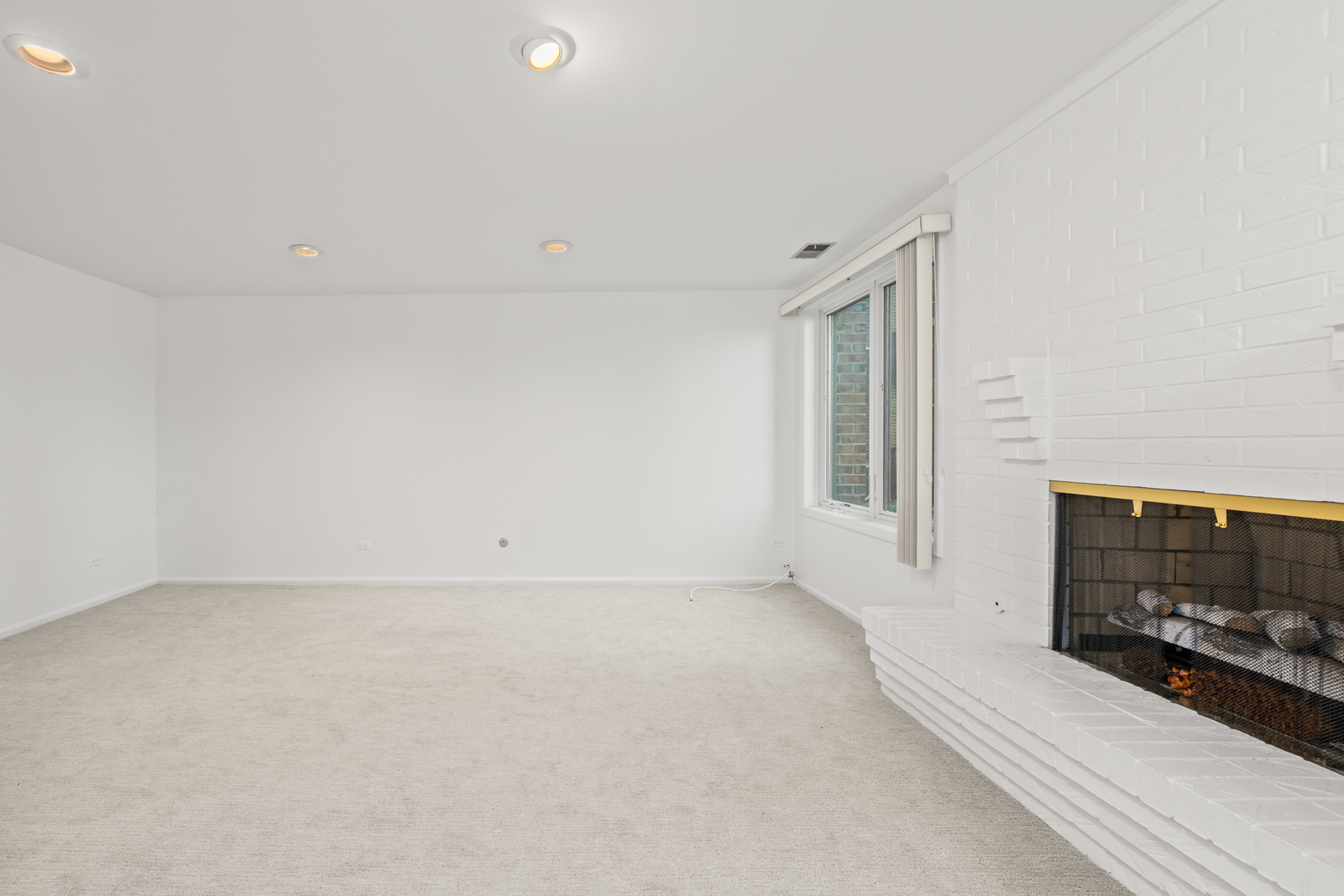 1125 Lake Cook Road #209, Northbrook, IL 60062