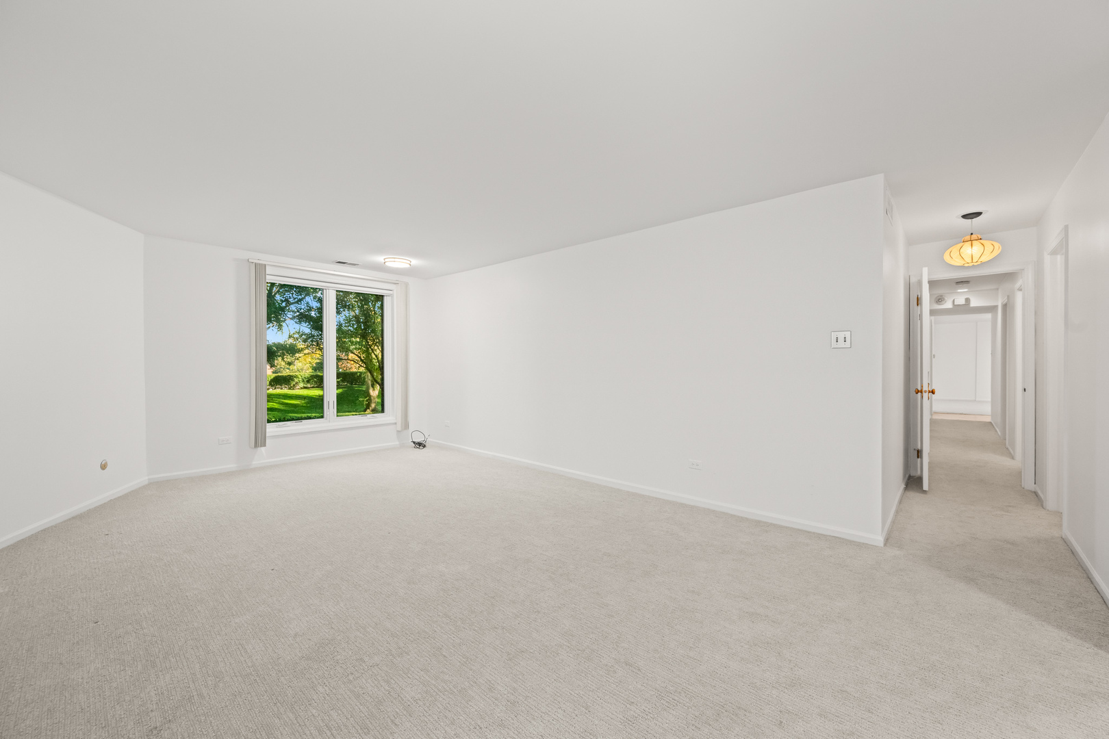 1125 Lake Cook Road #209, Northbrook, IL 60062