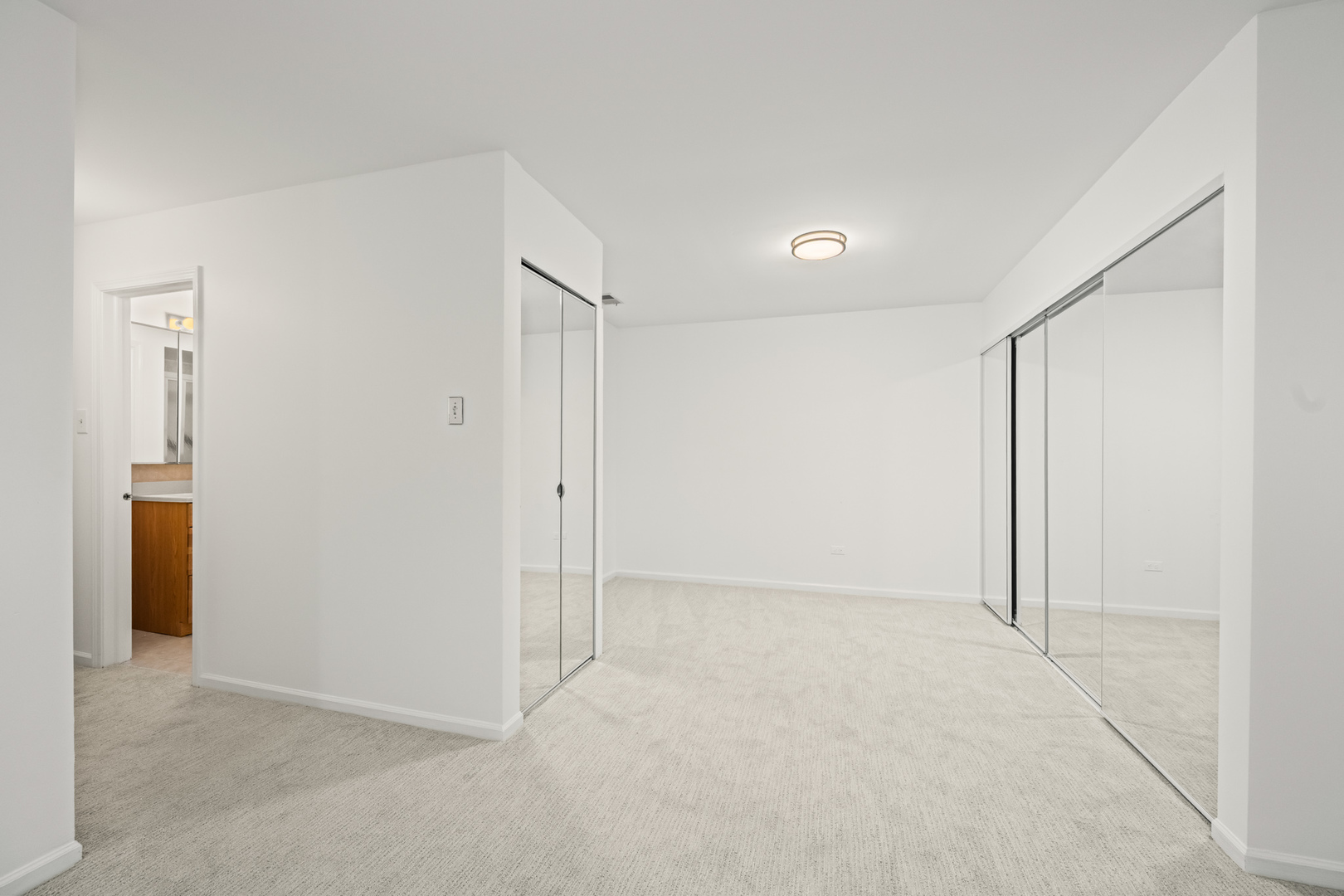 1125 Lake Cook Road #209, Northbrook, IL 60062