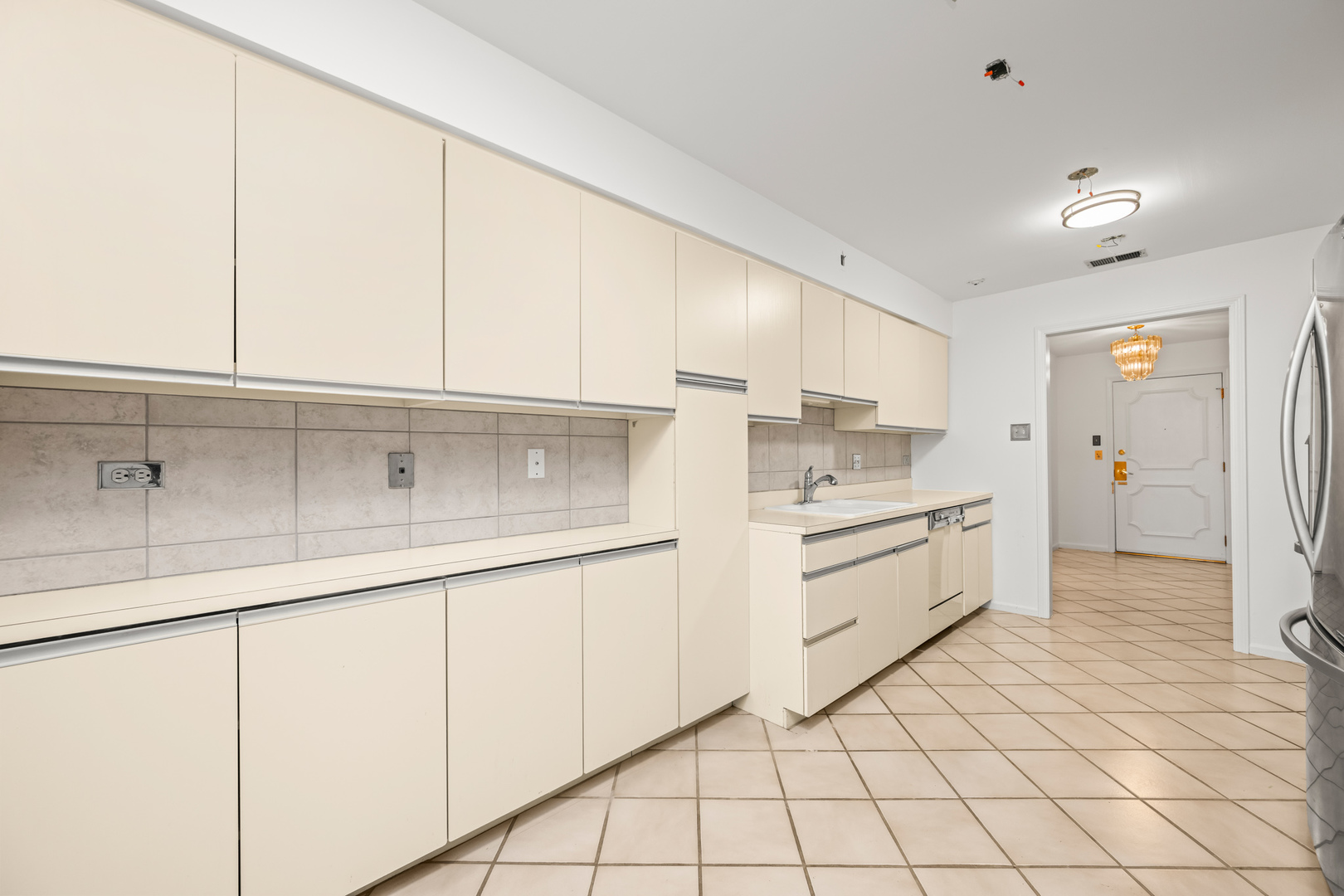 1125 Lake Cook Road #209, Northbrook, IL 60062