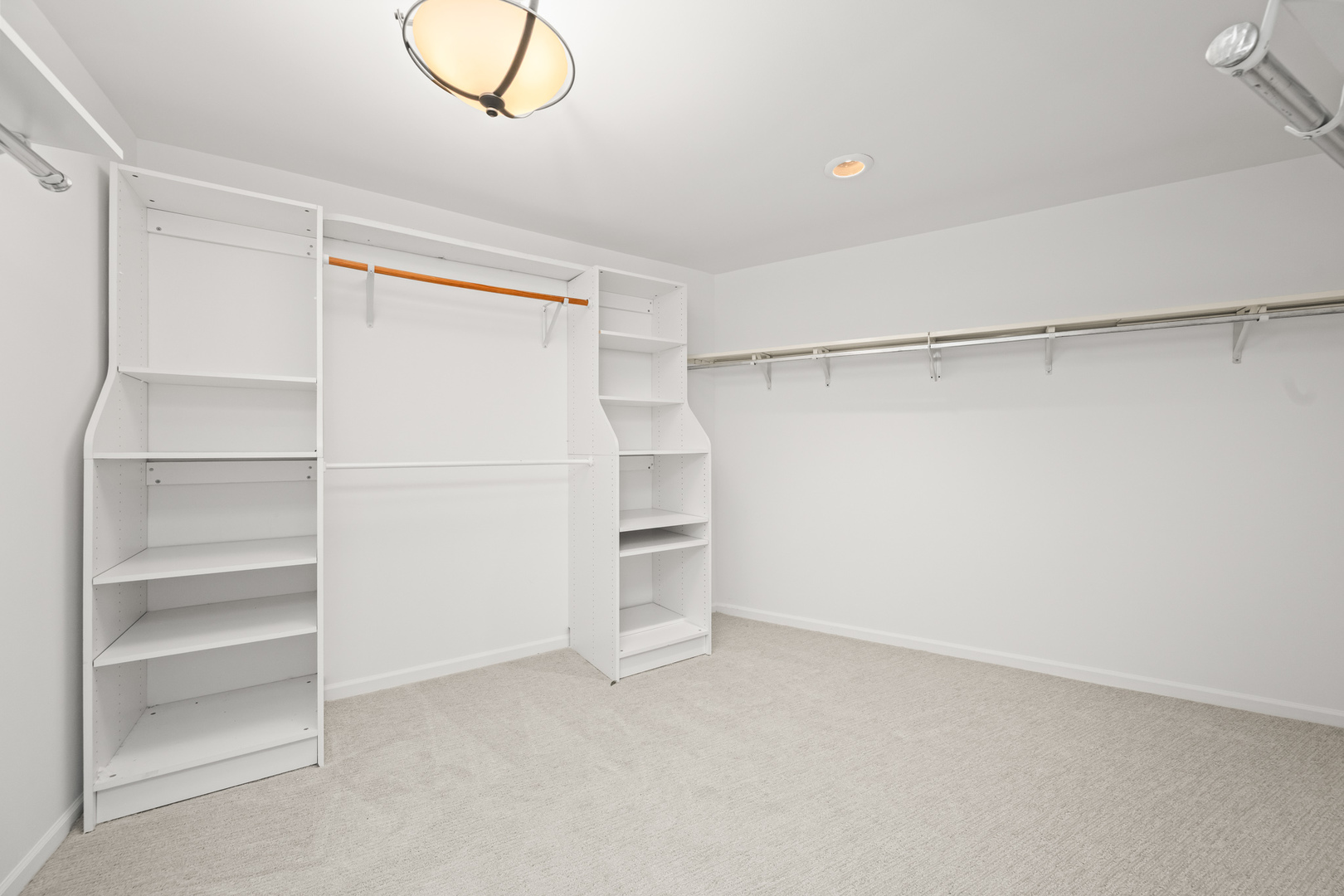 1125 Lake Cook Road #209, Northbrook, IL 60062