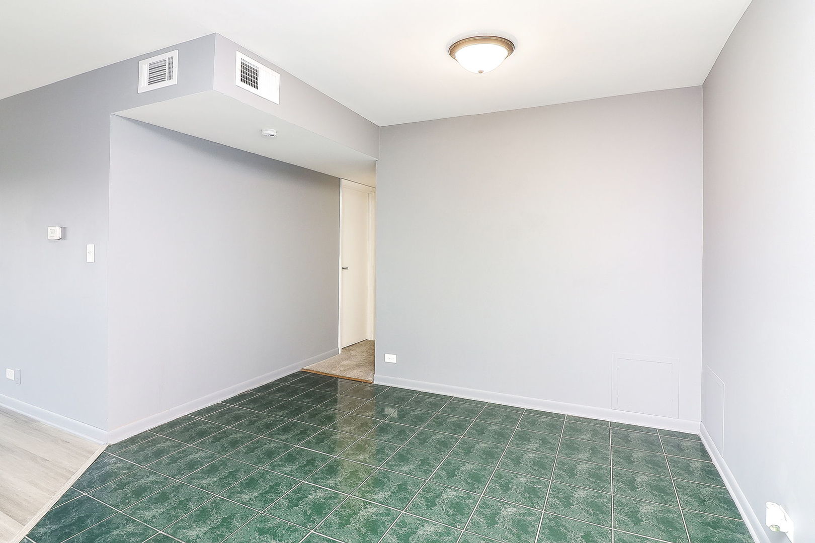 16B Kingery Quarter #208, Willowbrook, IL 60527