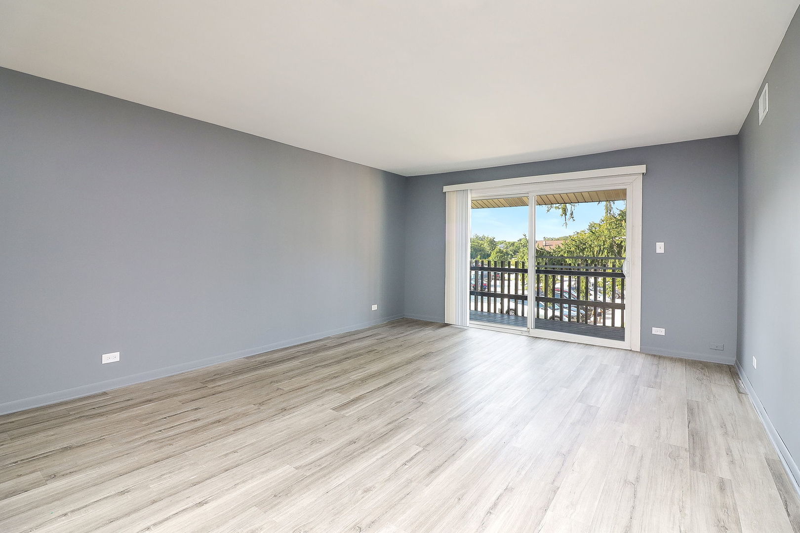 16B Kingery Quarter #208, Willowbrook, IL 60527