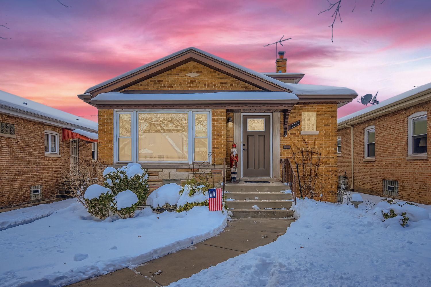 10030 S Washtenaw Avenue, Chicago, IL 60655