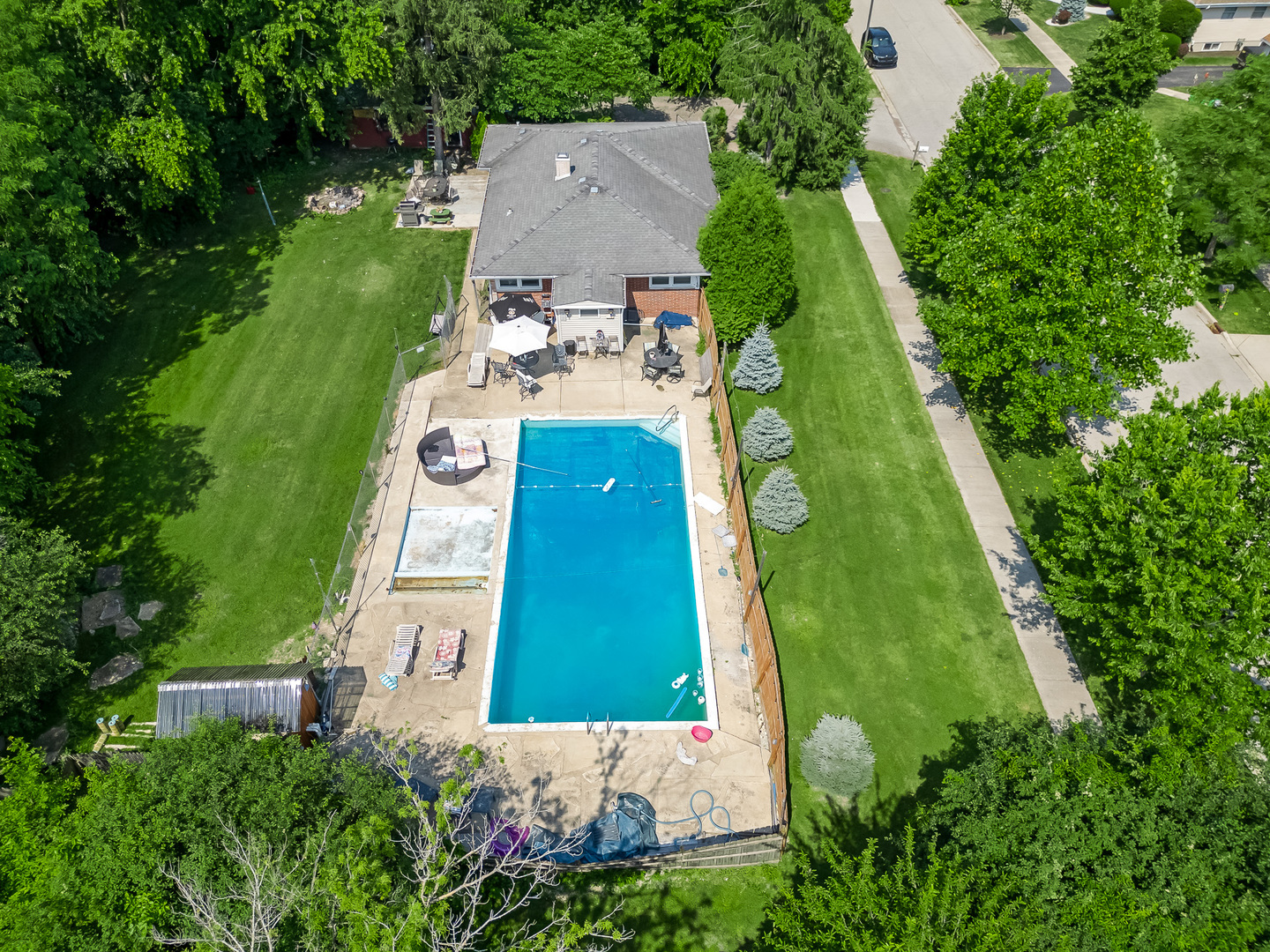 25 Hidden View Drive, Westmont, IL 60559