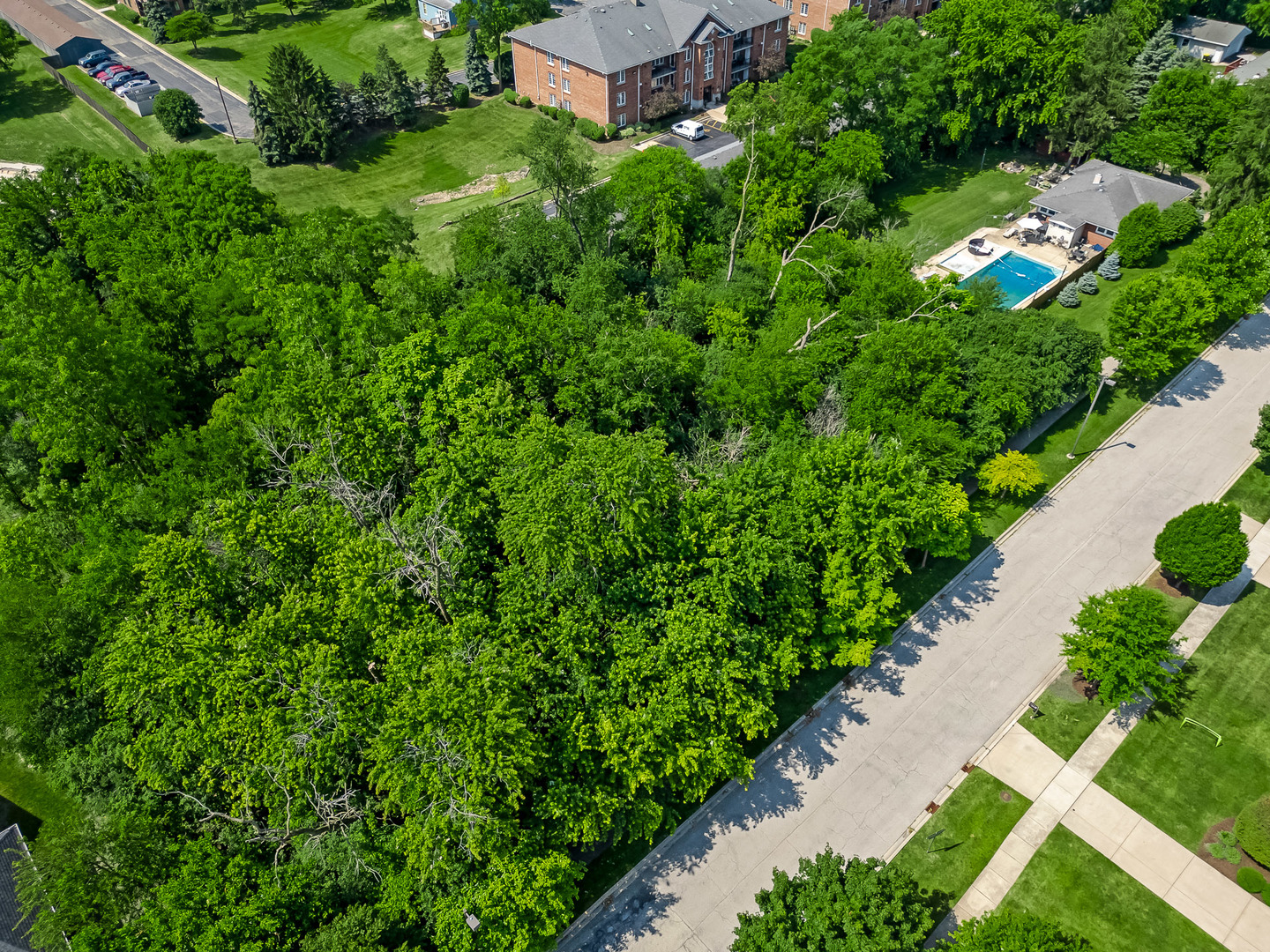 25 Hidden View Drive, Westmont, IL 60559