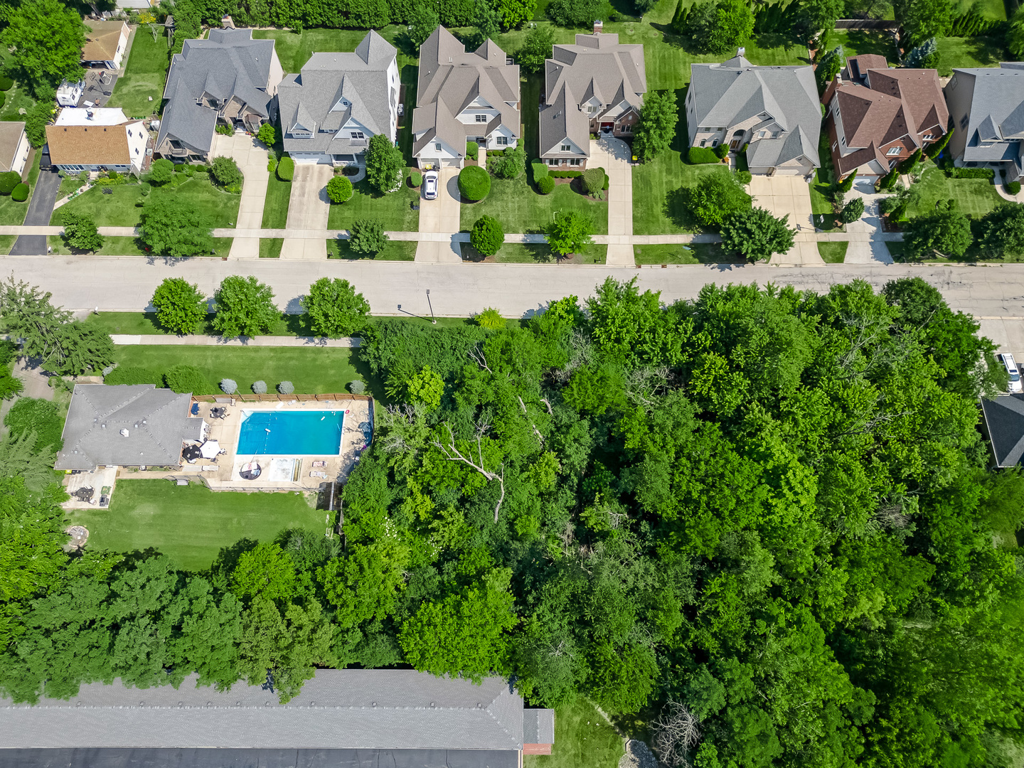 25 Hidden View Drive, Westmont, IL 60559