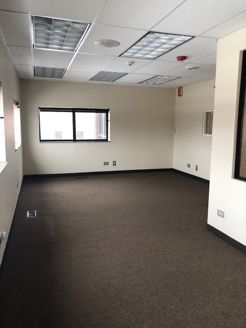 13255 Southwest Highway, Orland Park, IL 60462