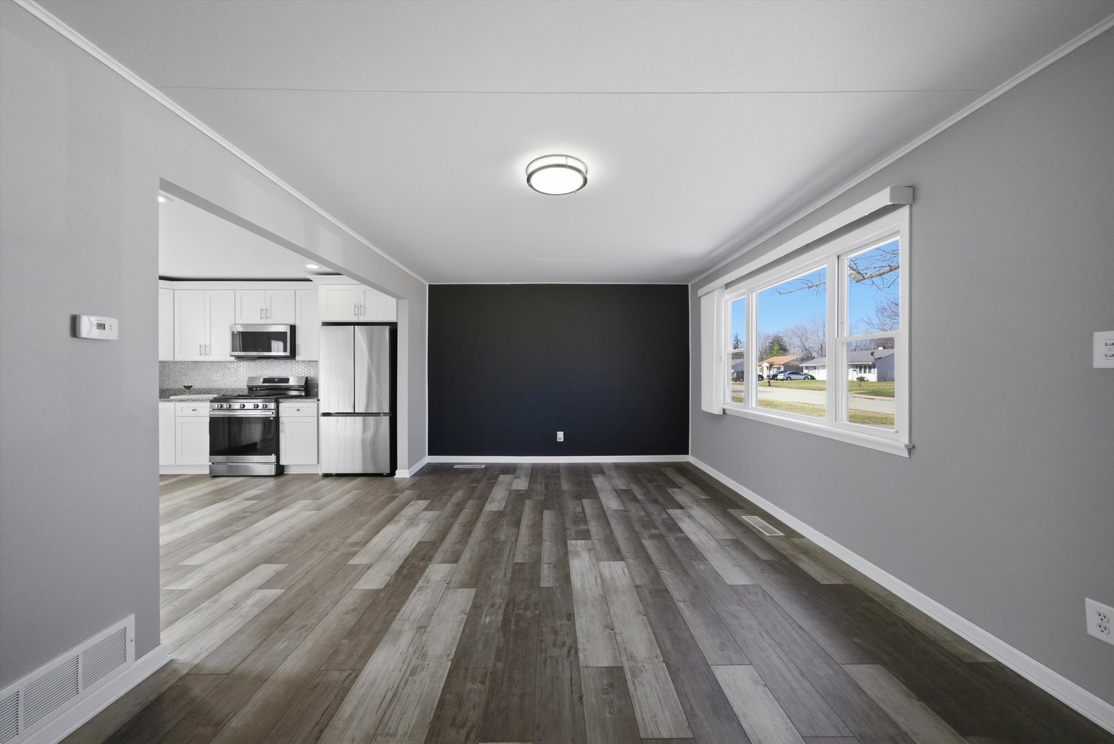 112 Saint Jude Avenue, Joliet, IL 60436