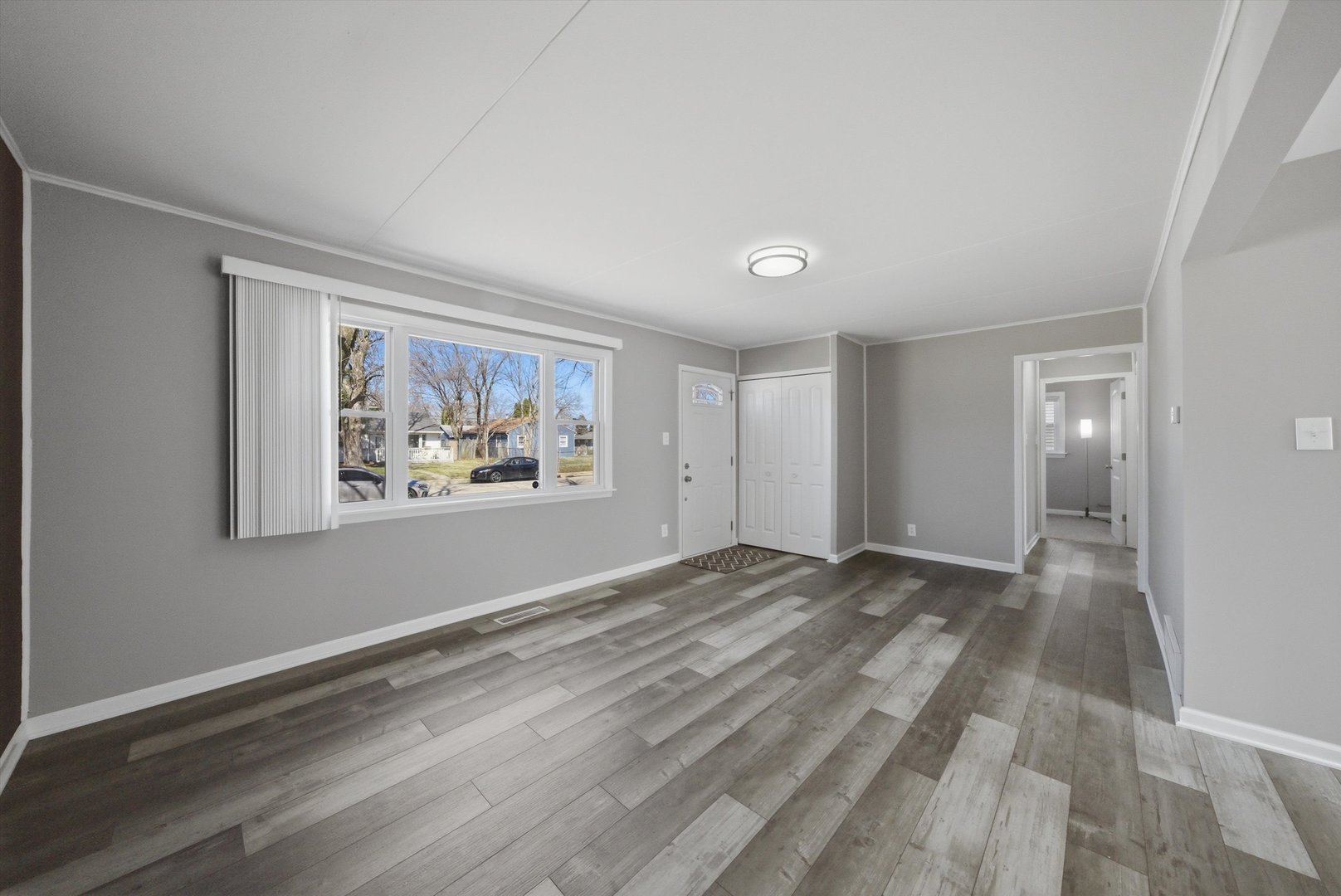 112 Saint Jude Avenue, Joliet, IL 60436