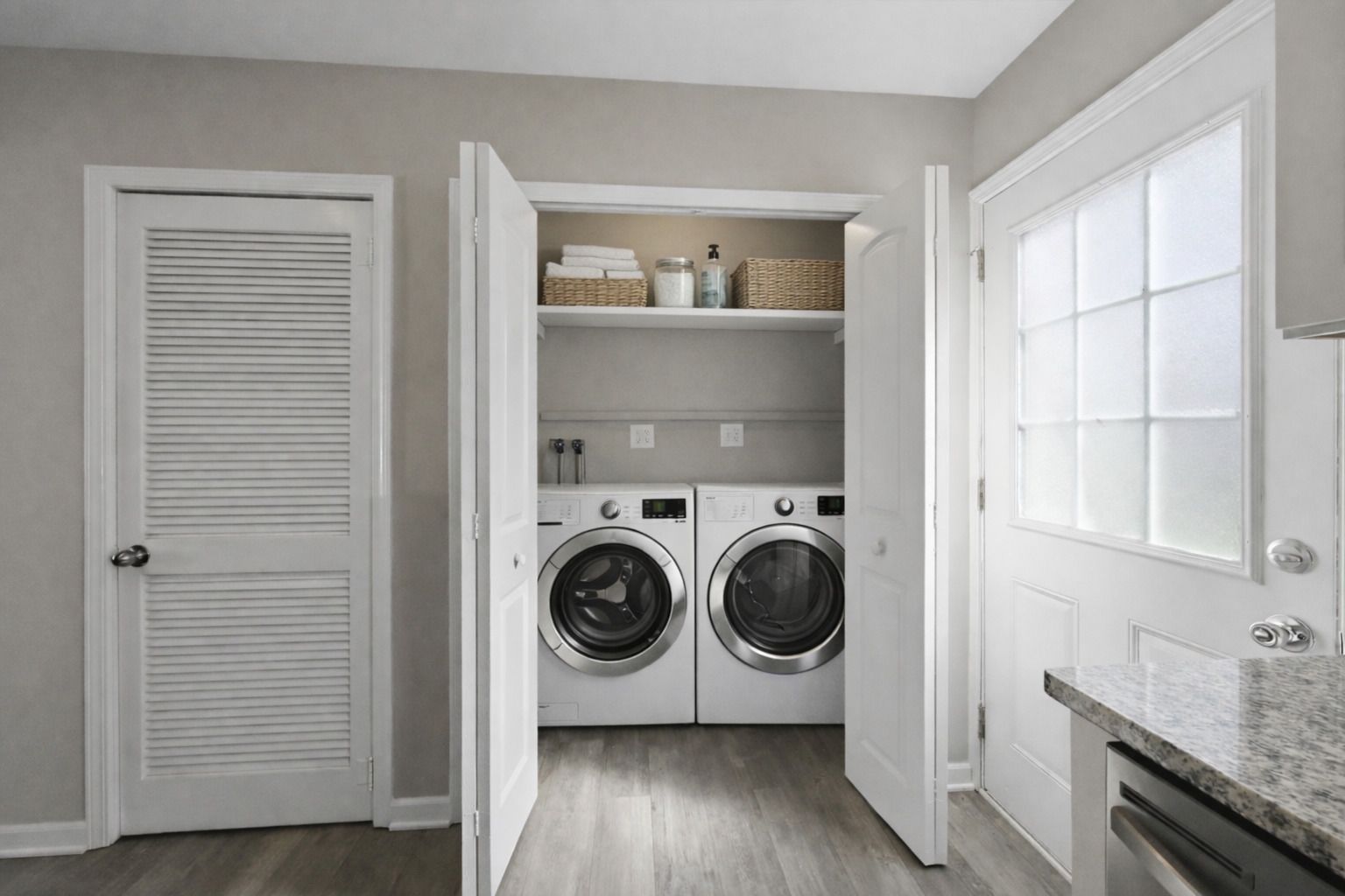 112 Saint Jude Avenue, Joliet, IL 60436