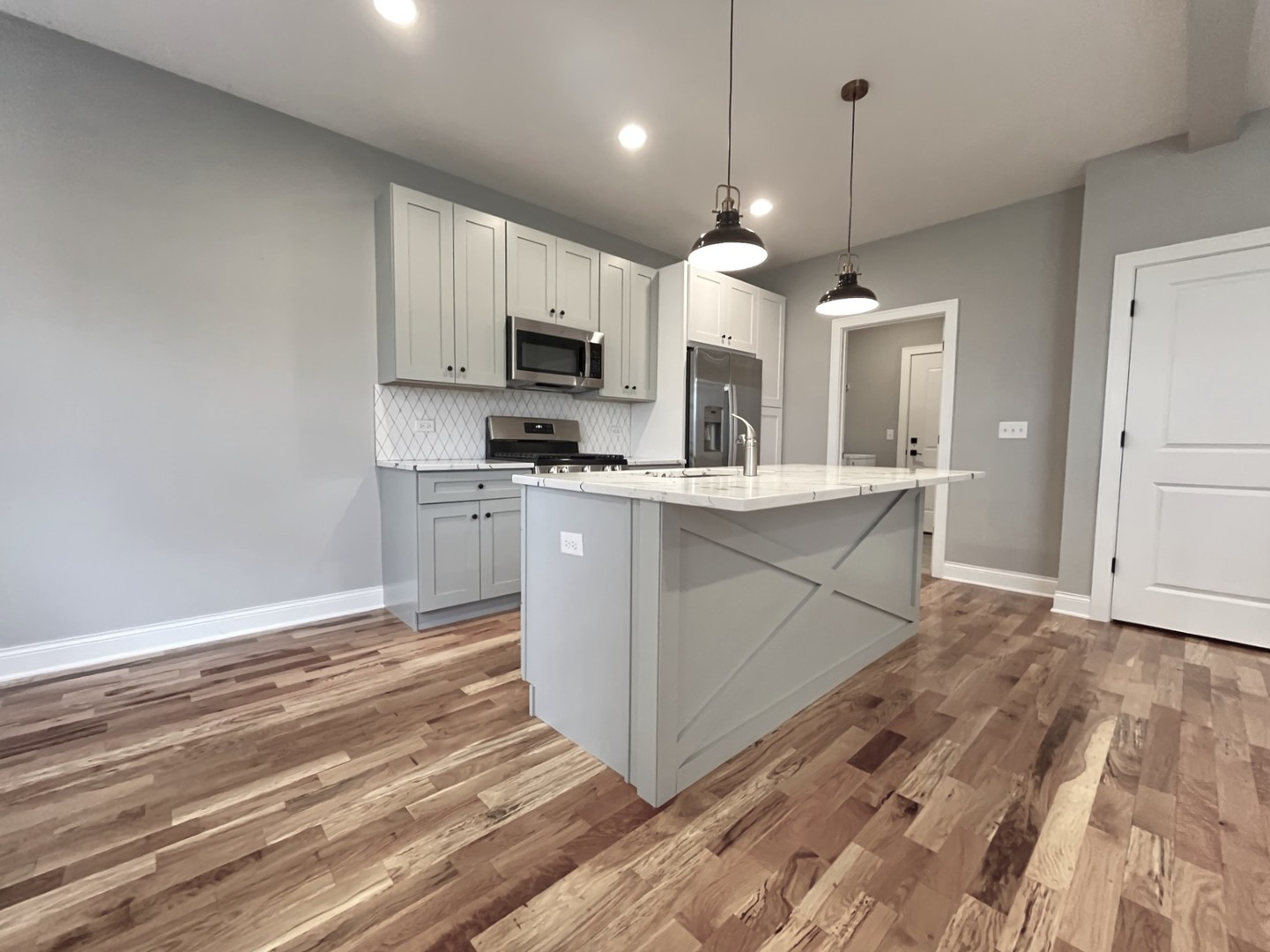 994 CENTER Drive, Marengo, IL 60152