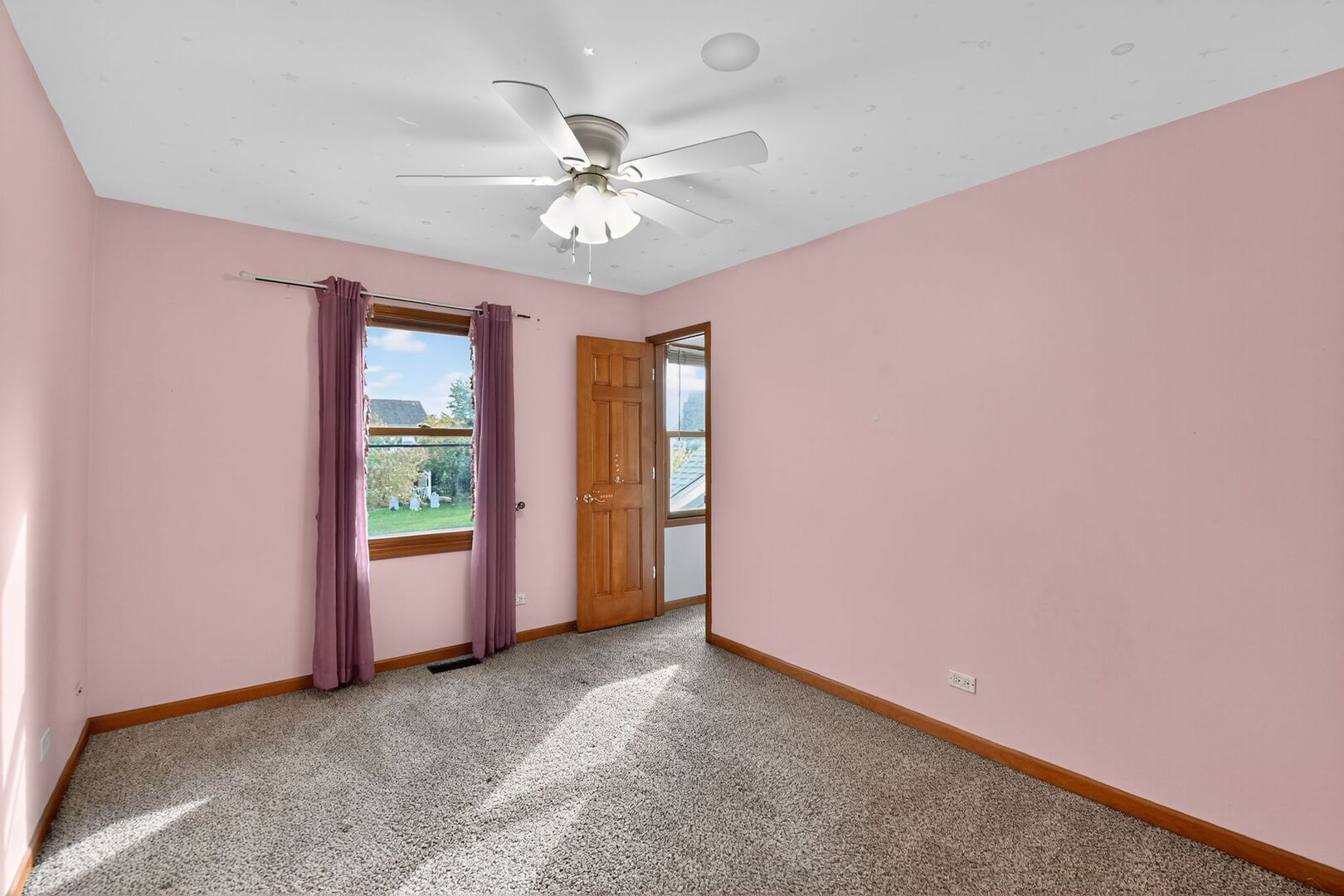 1163 Shoreline Drive, Aurora, IL 60504