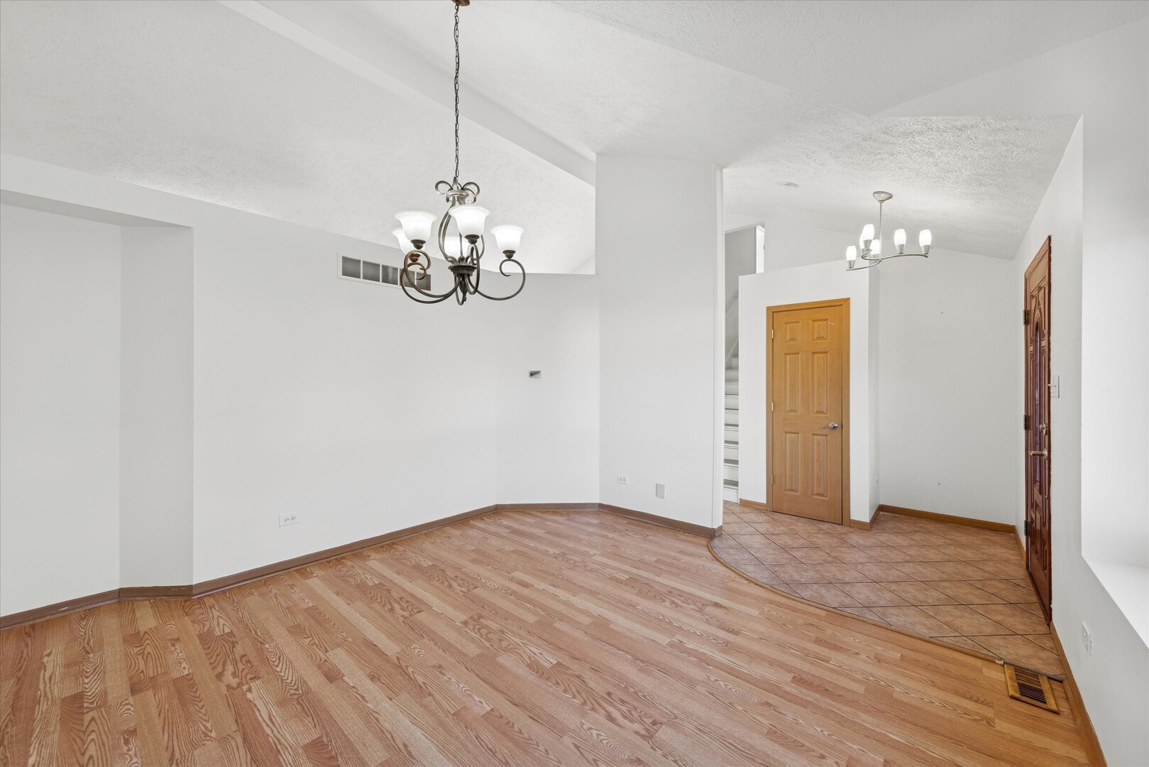 1424 Phoenix Lane, Joliet, IL 60431