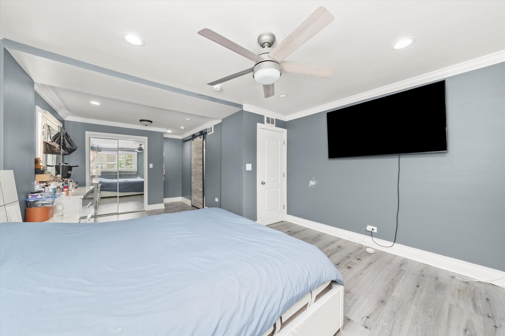 6315 W 83rd Place, Burbank, IL 60459