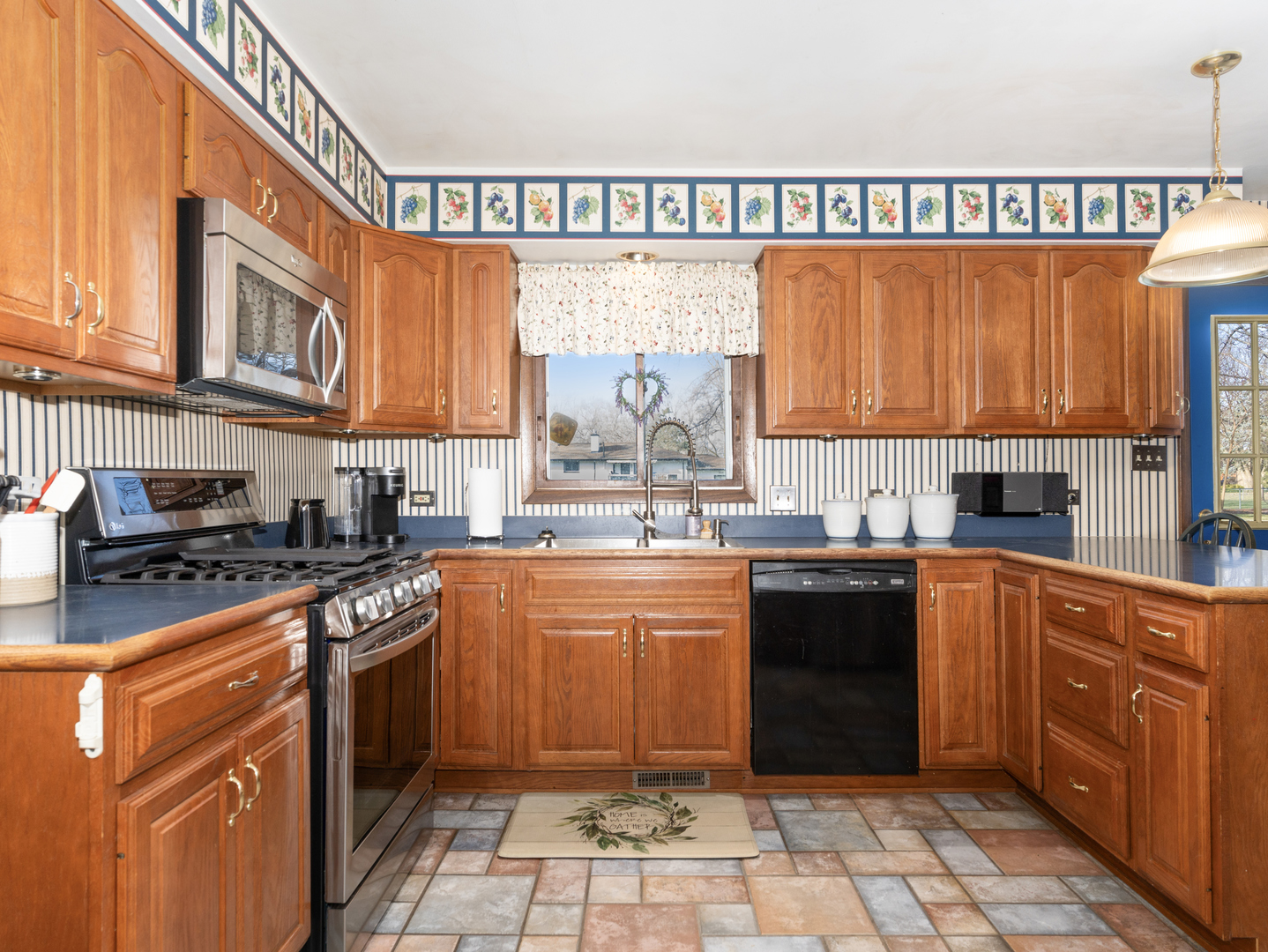 10S144 Ridge Road, Naperville, IL 60565