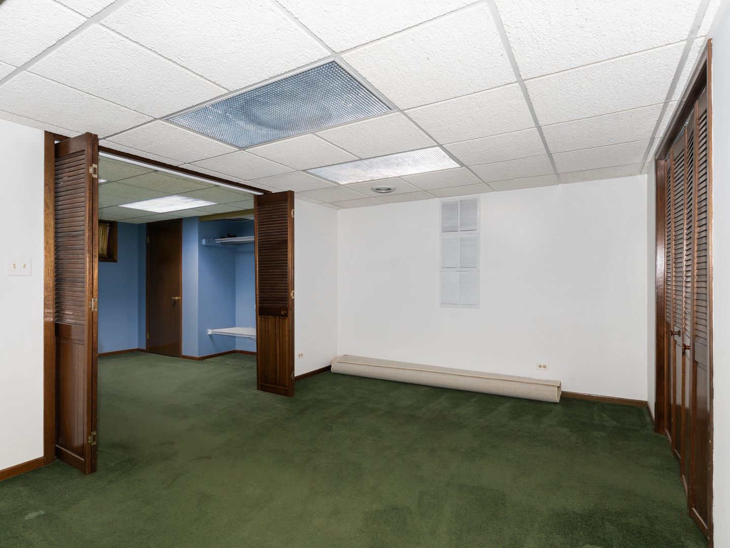 10S144 Ridge Road, Naperville, IL 60565