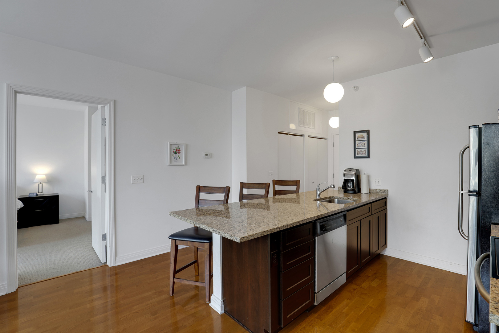 565 W QUINCY Street #1805, Chicago, IL 60661