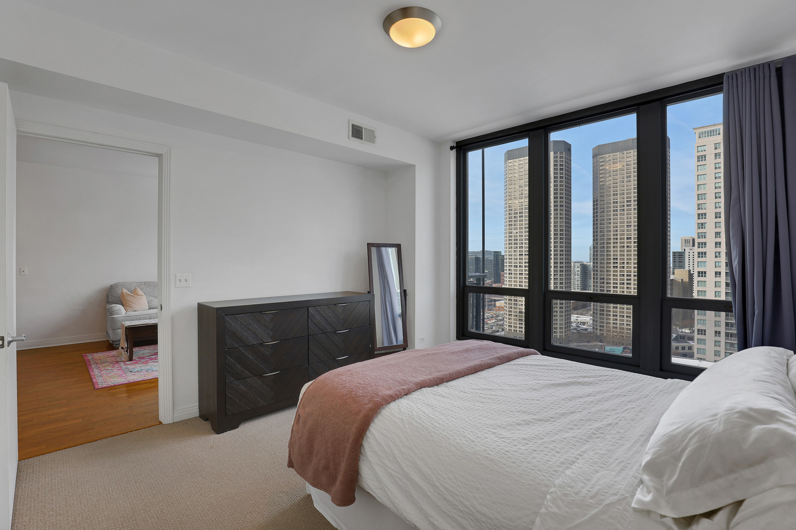 565 W QUINCY Street #1805, Chicago, IL 60661