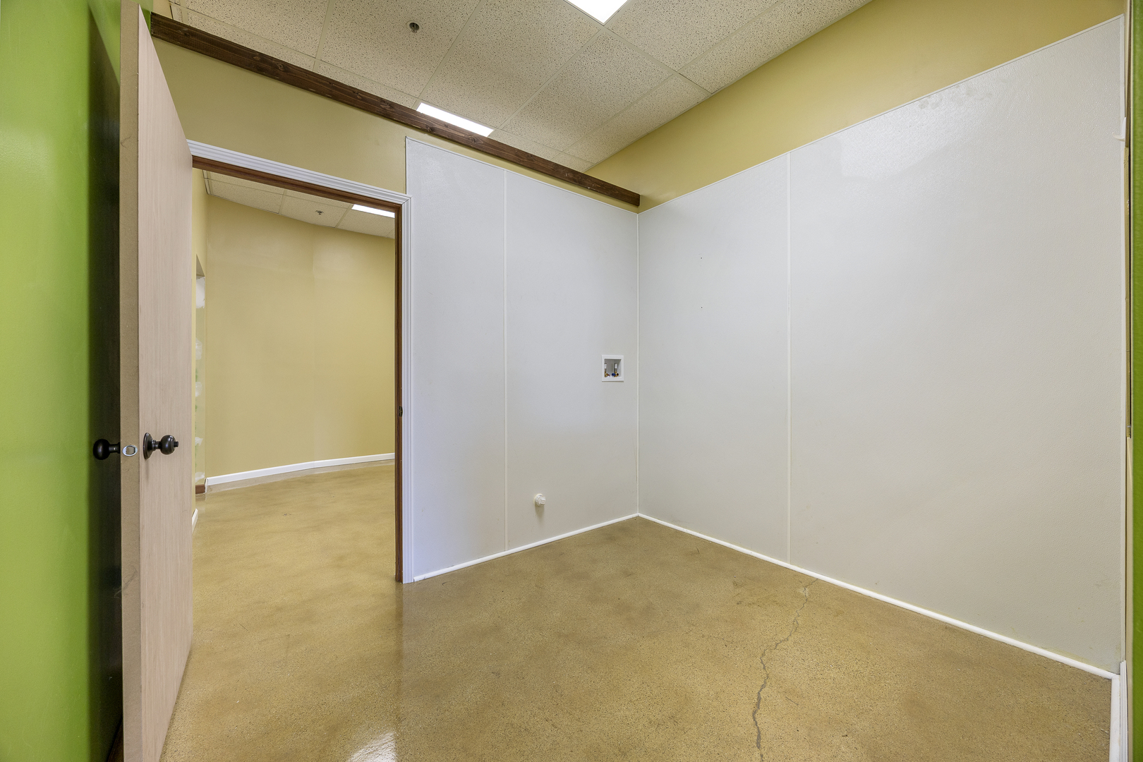 27W209 Geneva Road, Winfield, IL 60190