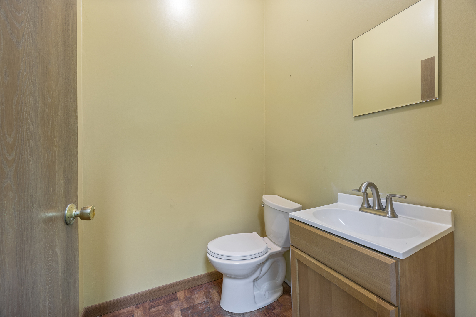 27W209 Geneva Road, Winfield, IL 60190