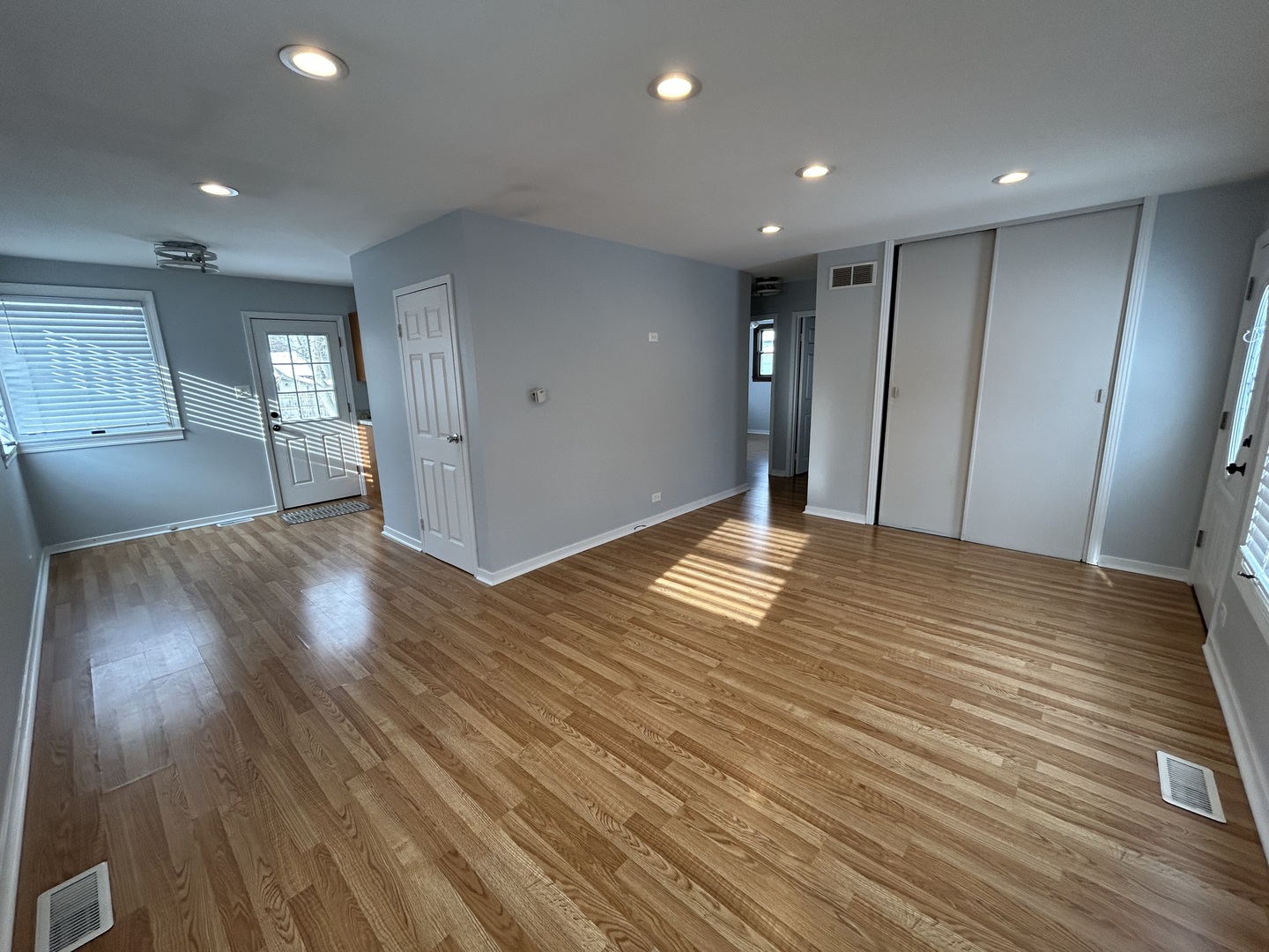 500 S Edgewood Avenue, Lombard, IL 60148