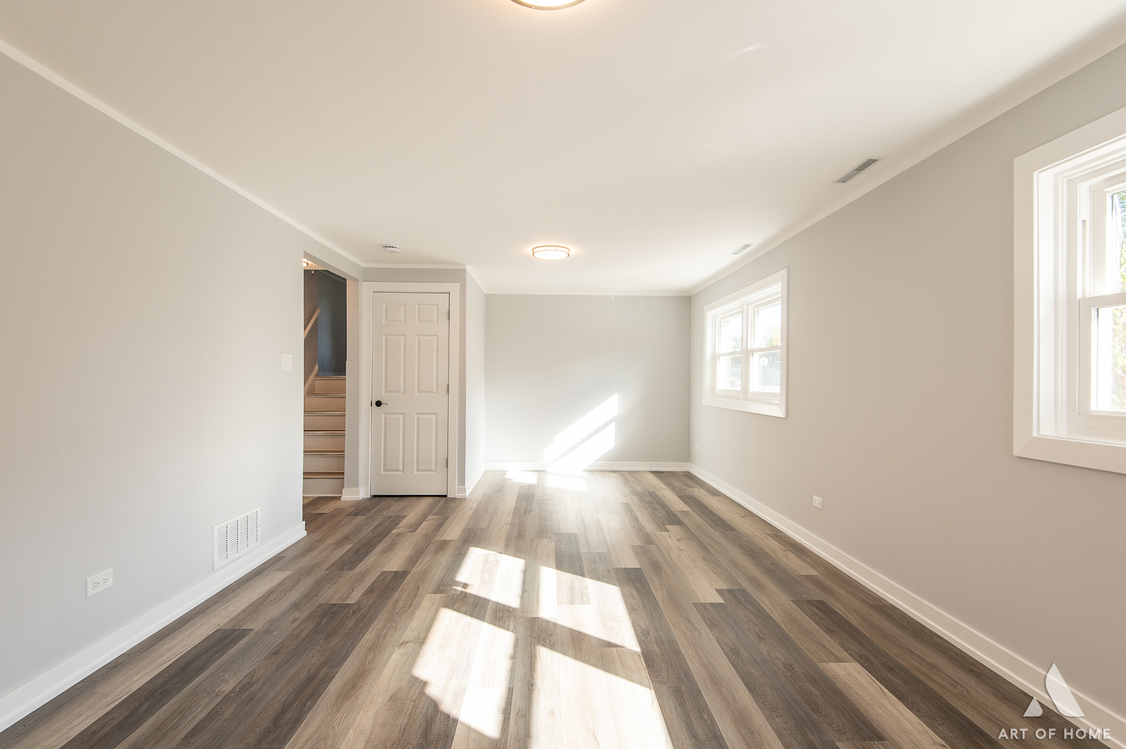 10956 S Nagle Avenue, Worth, IL 60482