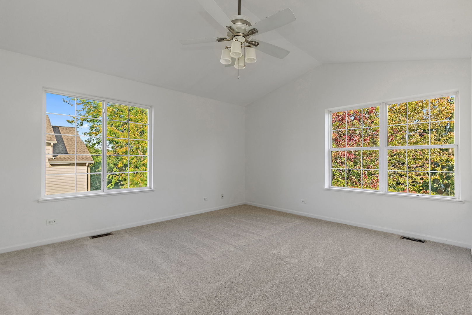 71 Monarch Drive #0, Streamwood, IL 60107