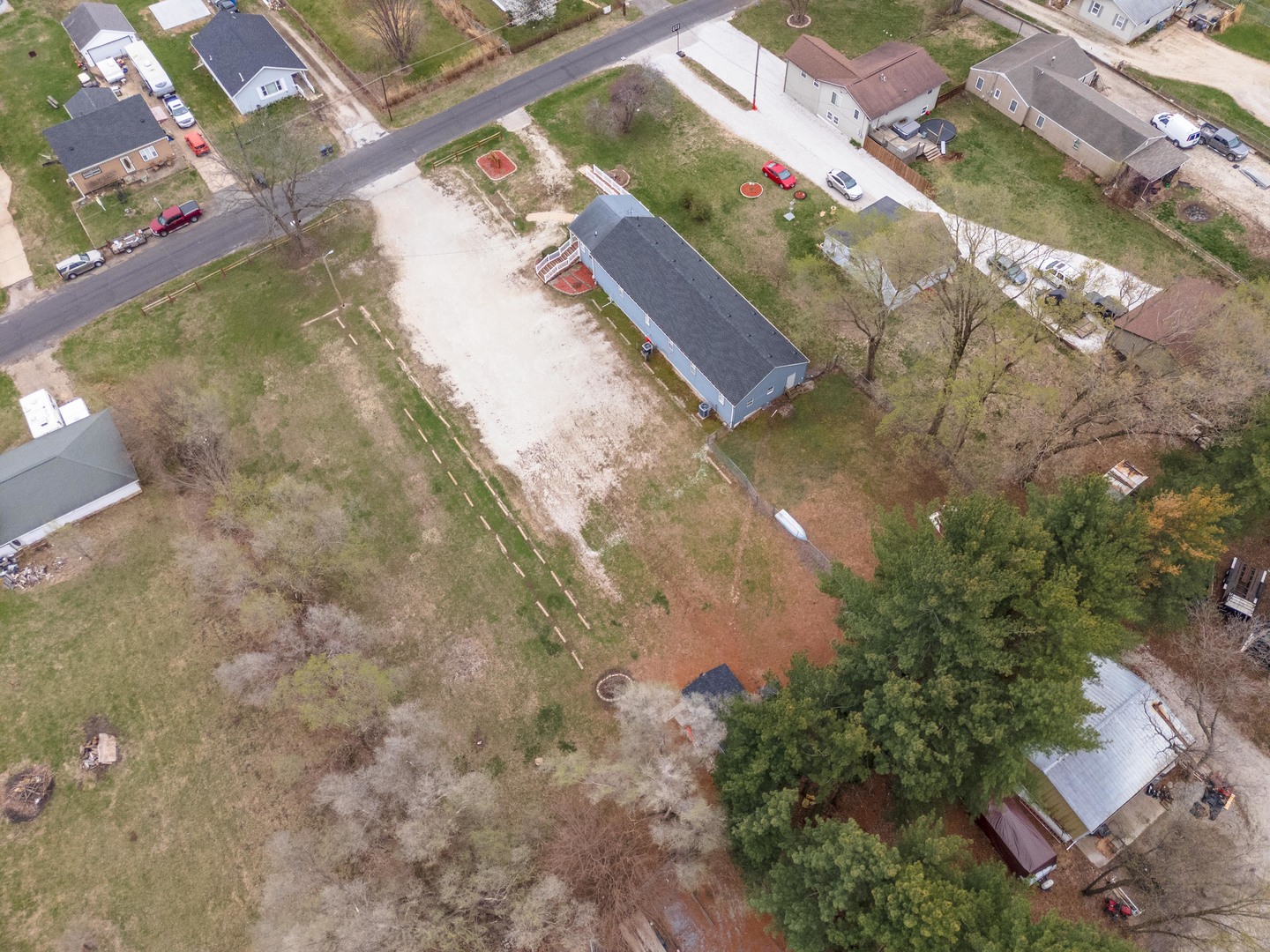 13895 1st Street, Pekin, IL 61554