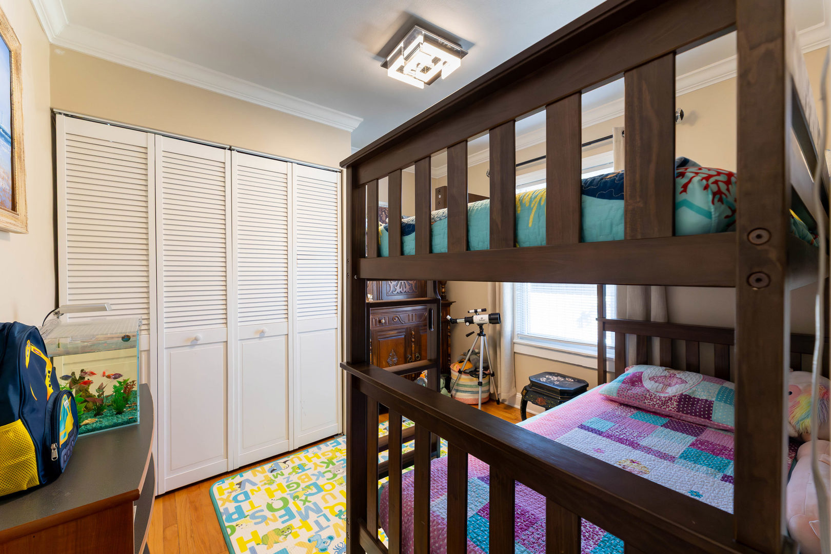 2720 W 97th Street, Evergreen Park, IL 60805