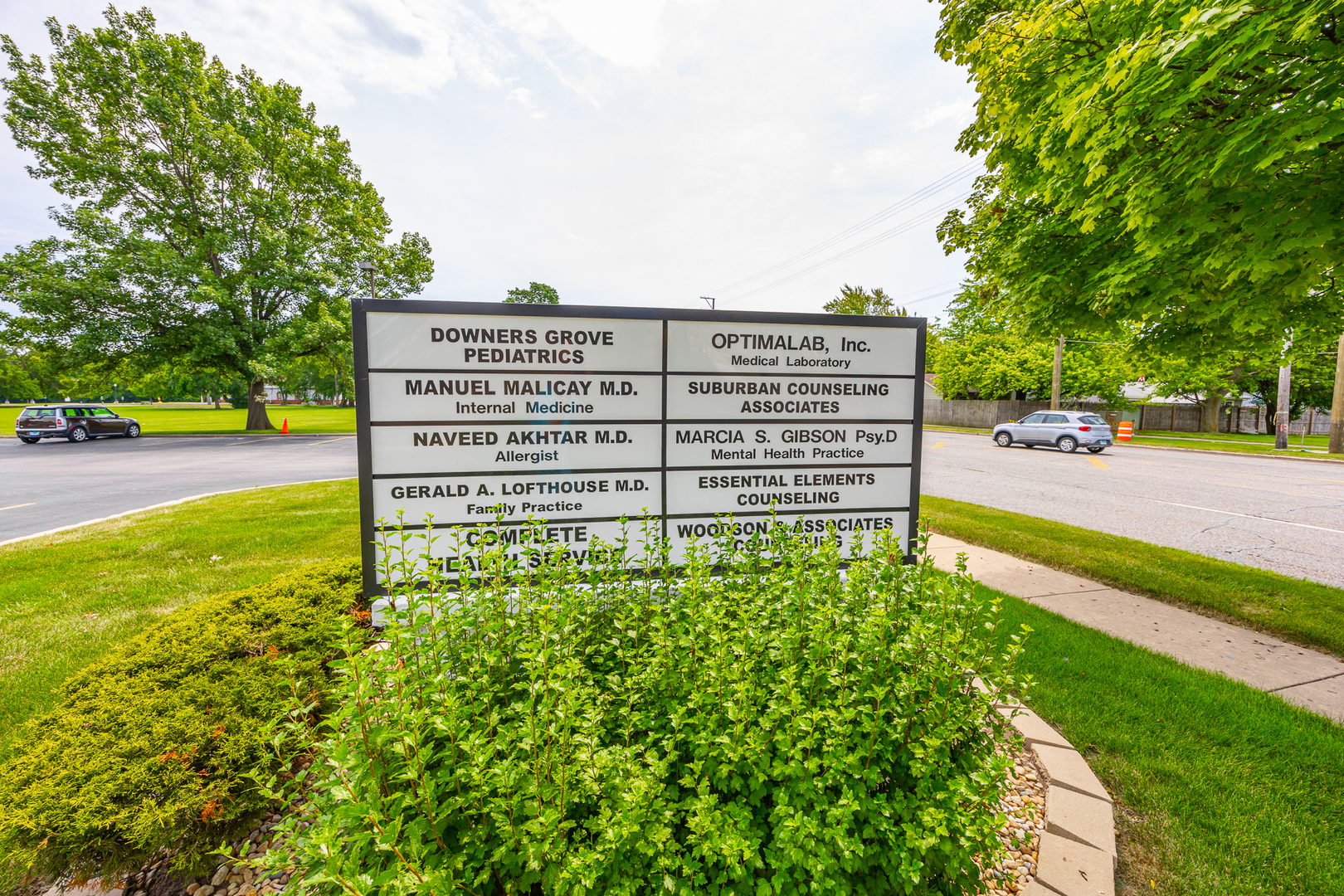 402 W Boughton Road, Bolingbrook, IL 60440