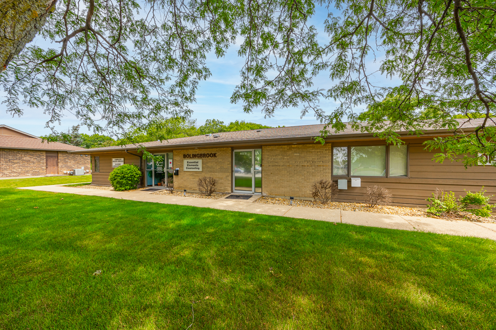 402 W Boughton Road, Bolingbrook, IL 60440