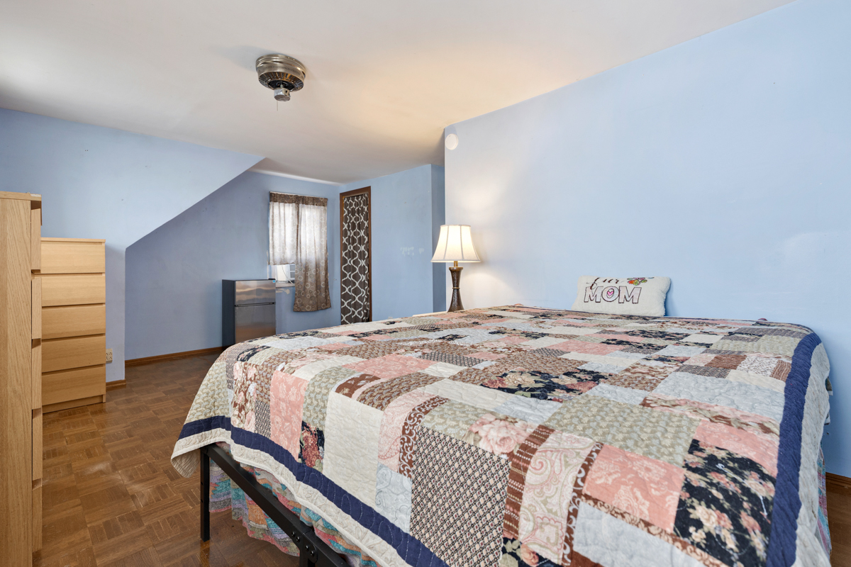 Round Lake Beach, IL 60073