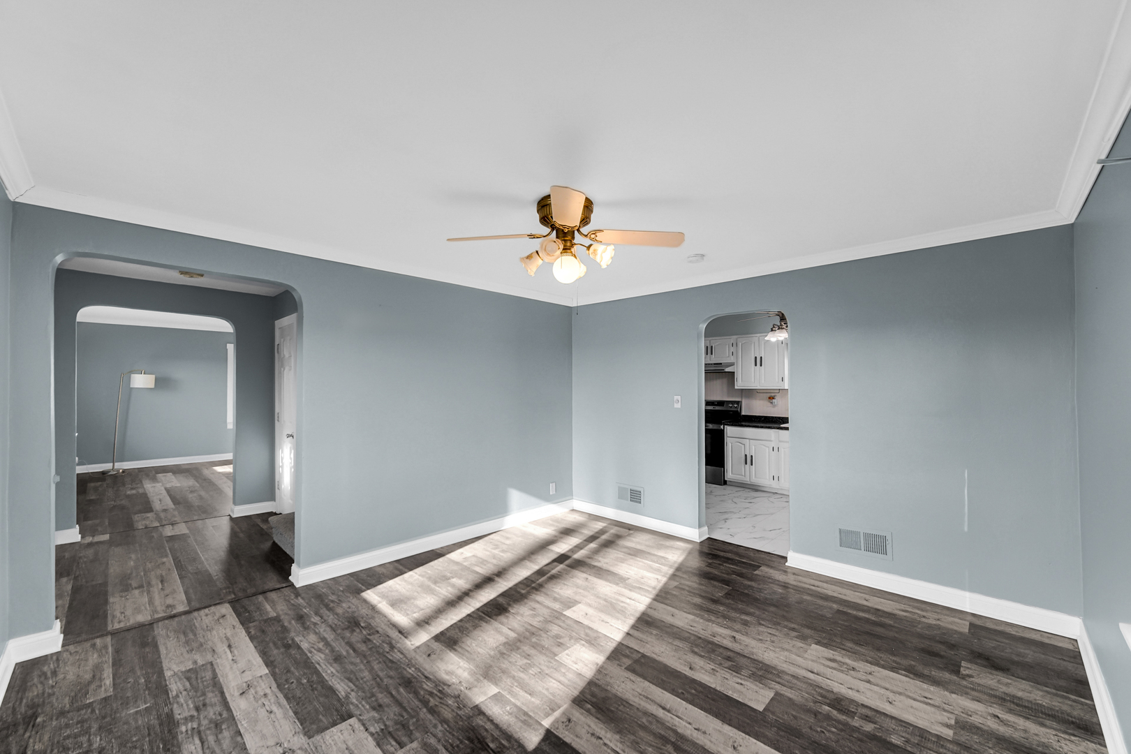 9825 E 11000n Road, Grant Park, IL 60940