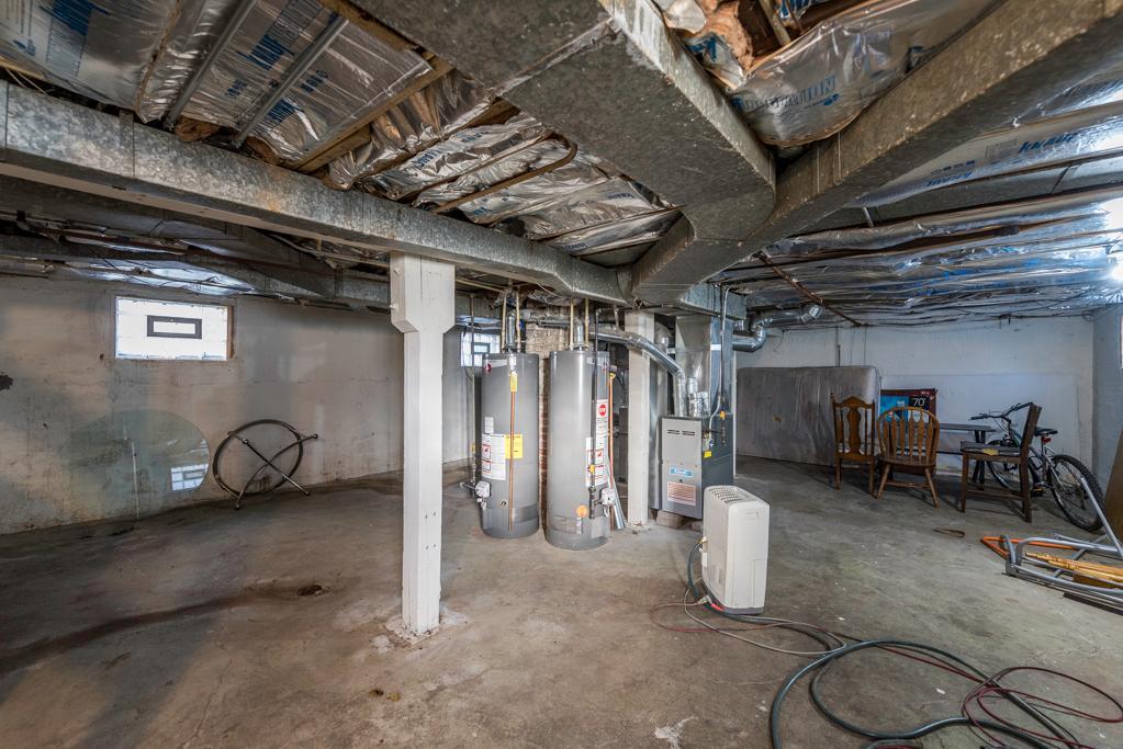 832 Lenox Avenue, Waukegan, IL 60085