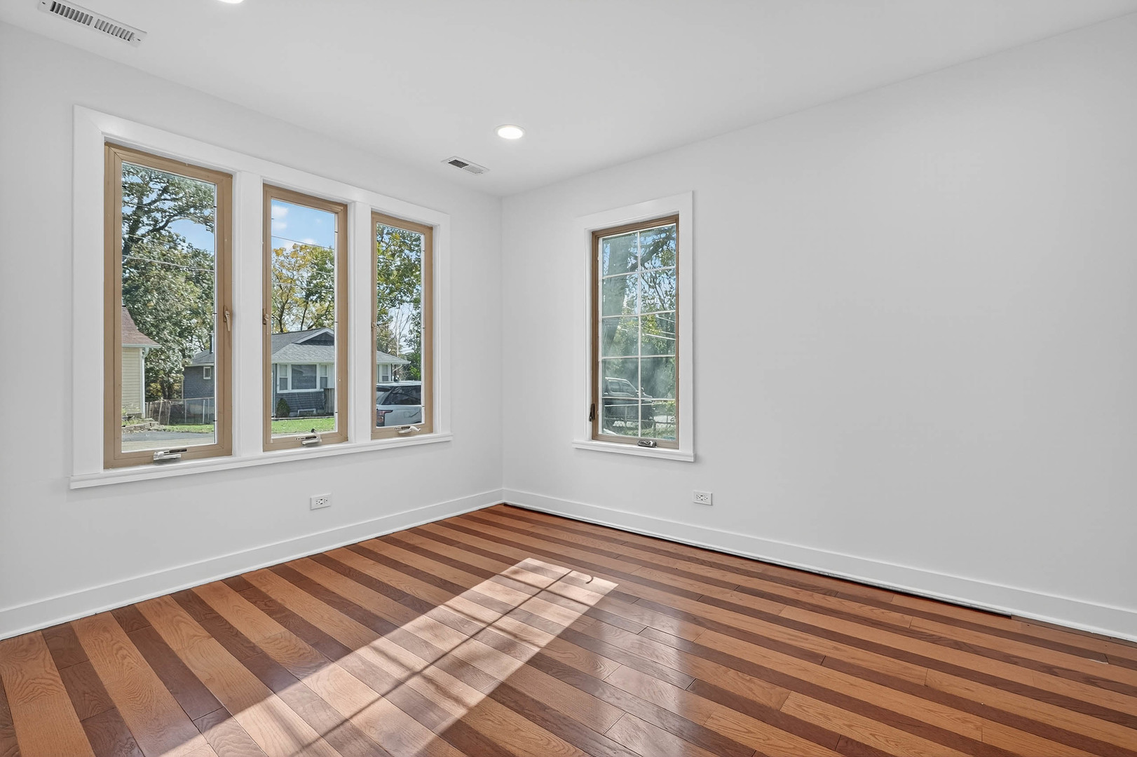 42362 N Poplar Street, Antioch, IL 60002