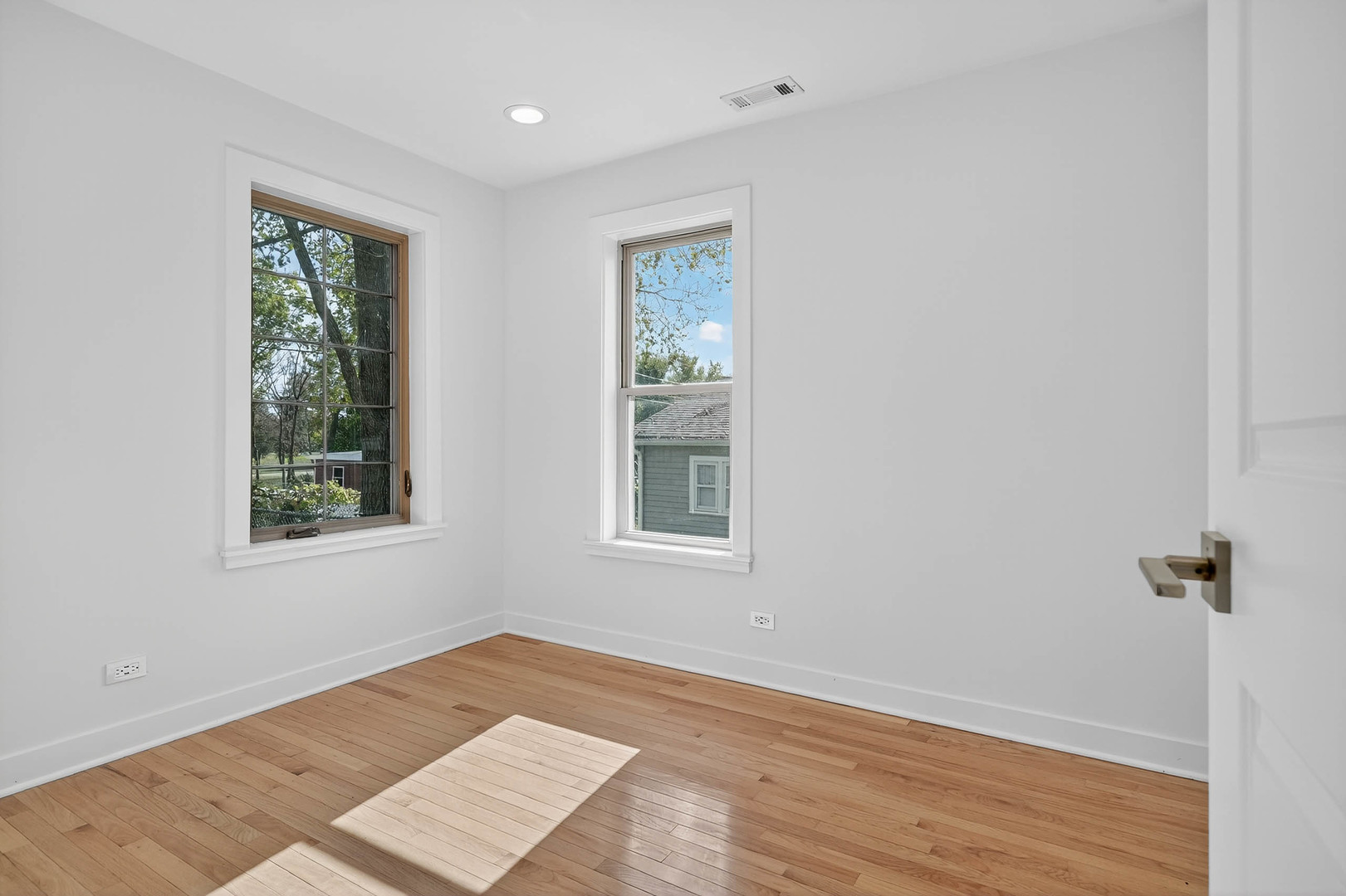 42362 N Poplar Street, Antioch, IL 60002