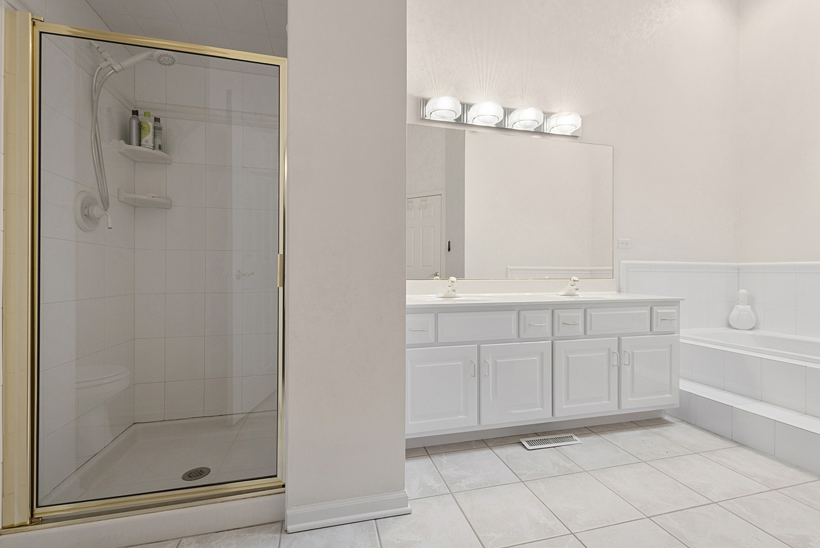 18332 Pond View Court, Tinley Park, IL 60477