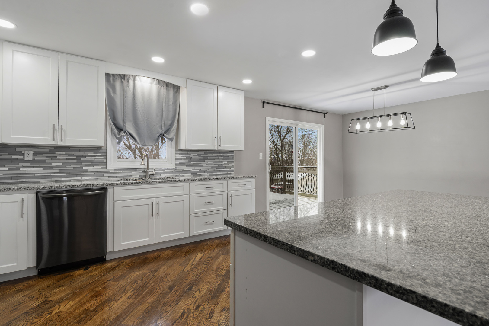 24240 S Burr Road, Channahon, IL 60410