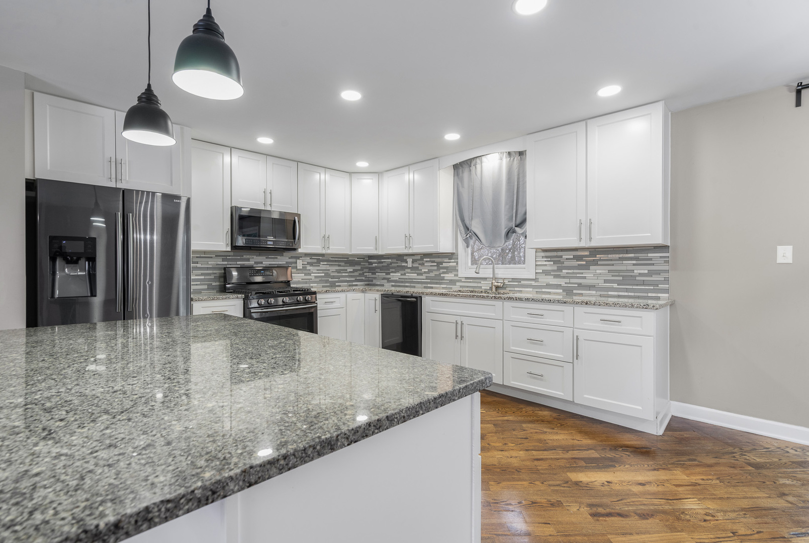 24240 S Burr Road, Channahon, IL 60410