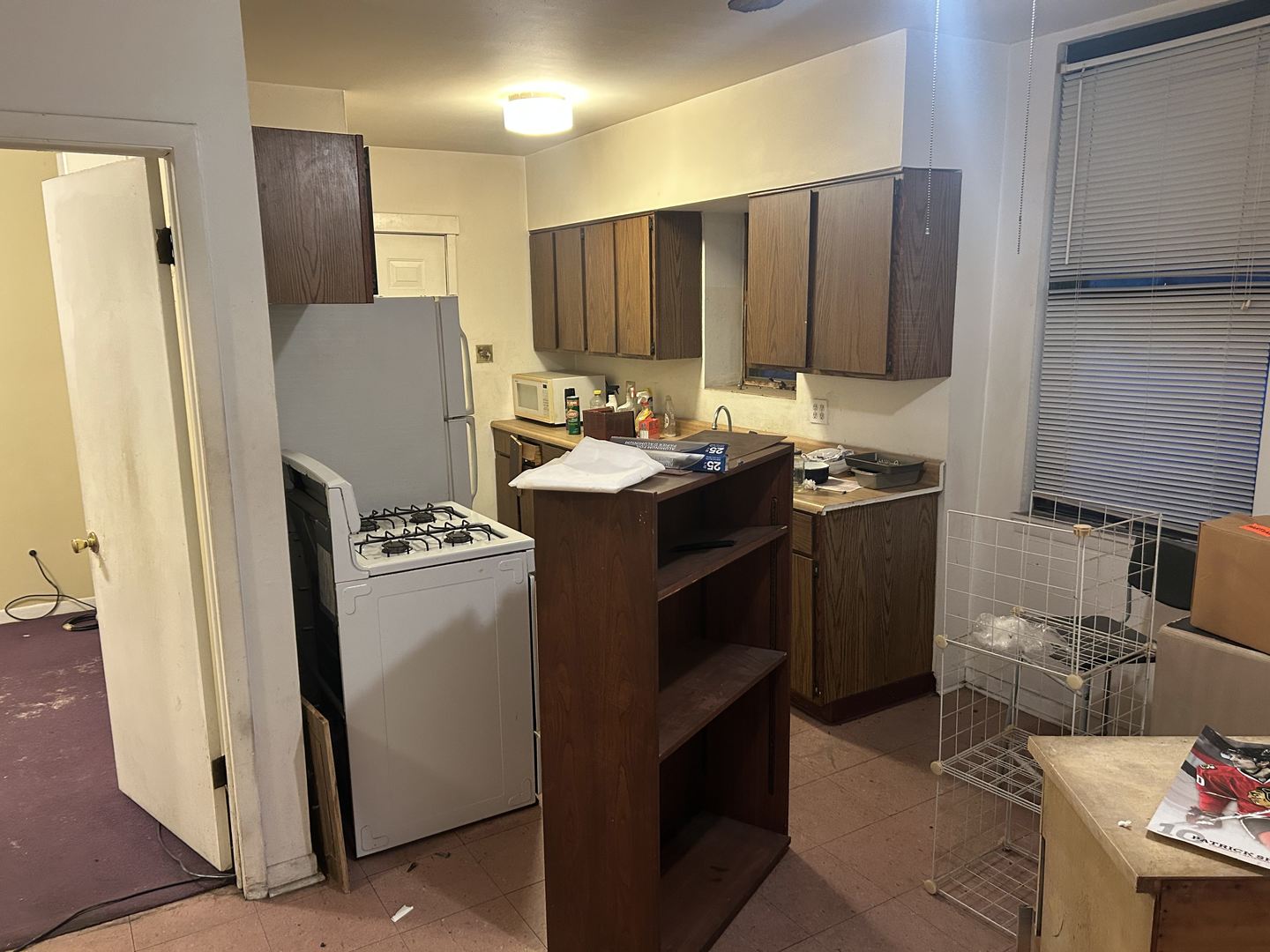 1077 W Polk Street, Chicago, IL 60607